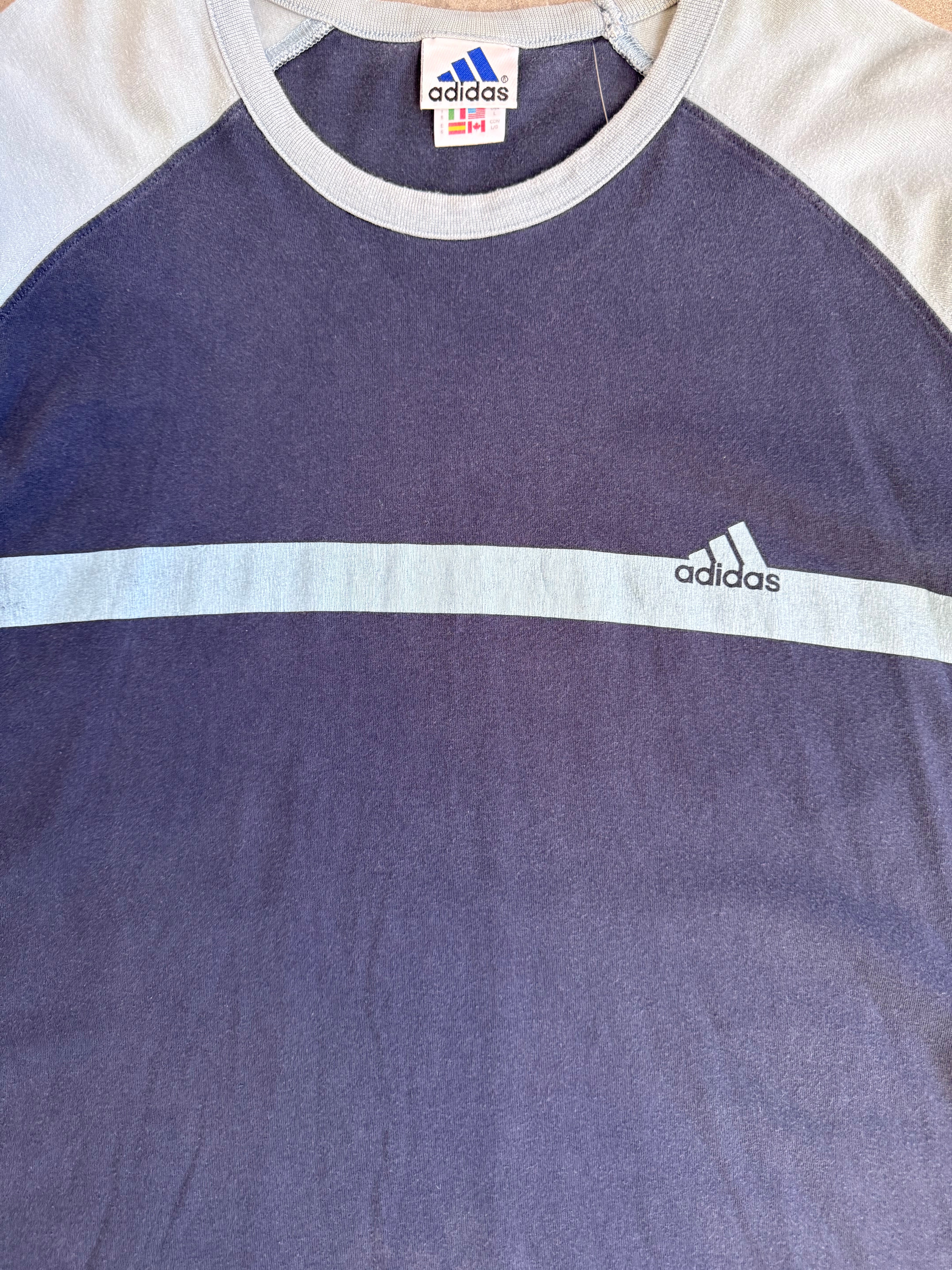 Two Toned Adidas Tshirt - L
