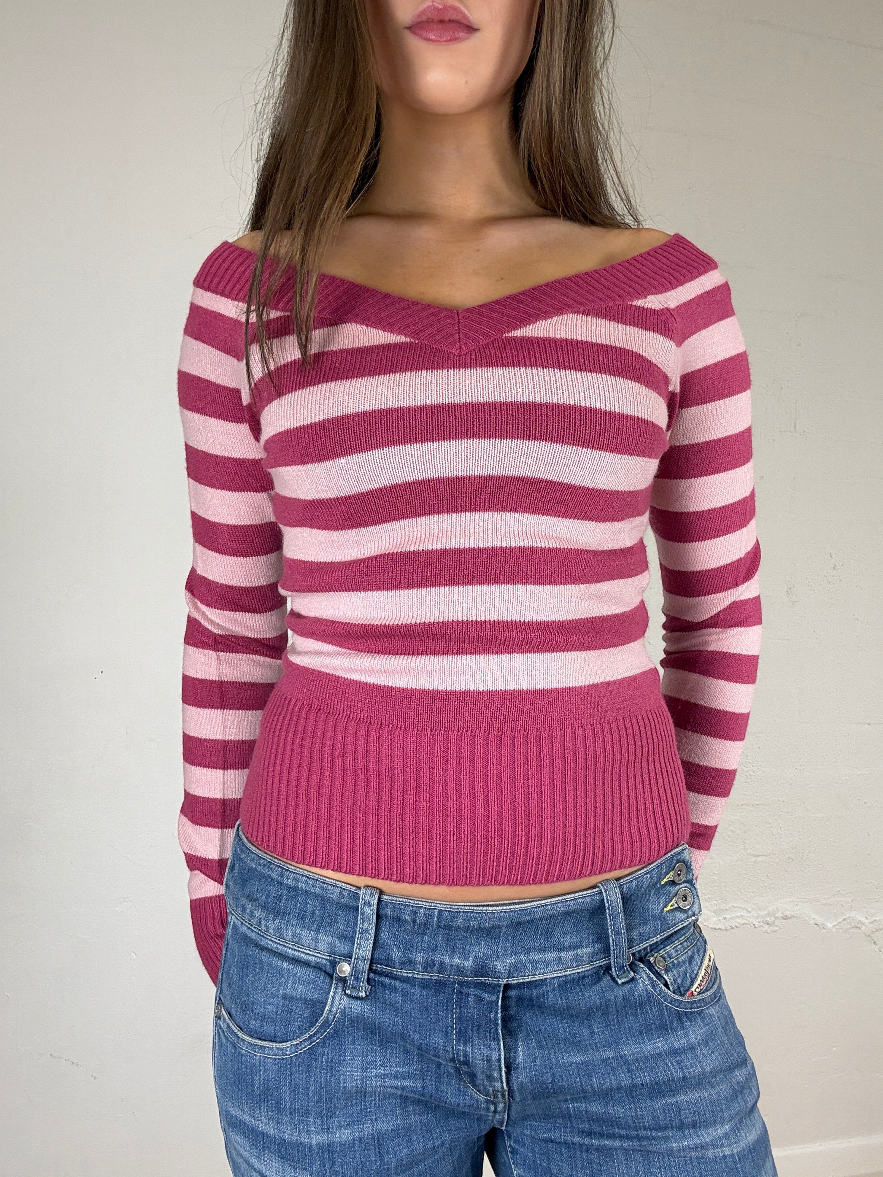 Guess Off Shoulder Knit - S