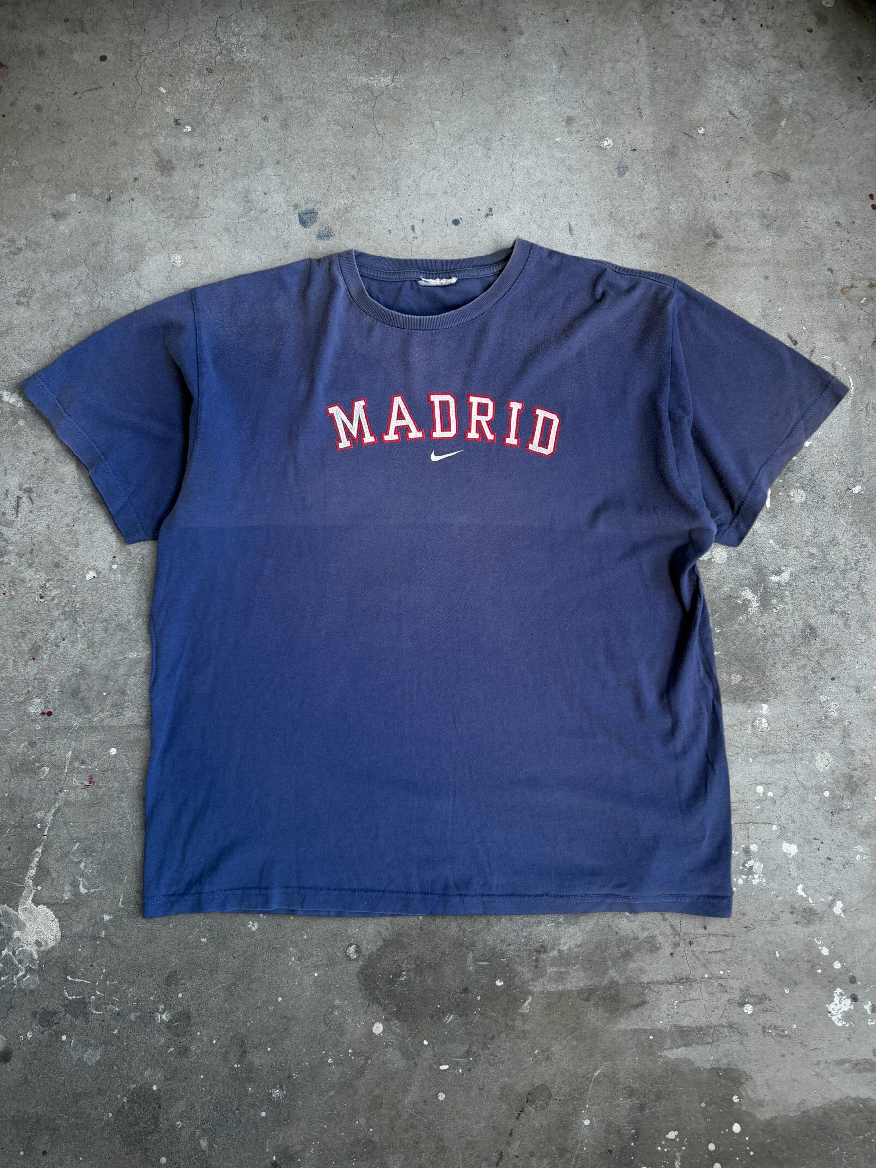 Madrid Nike Tshirt - L