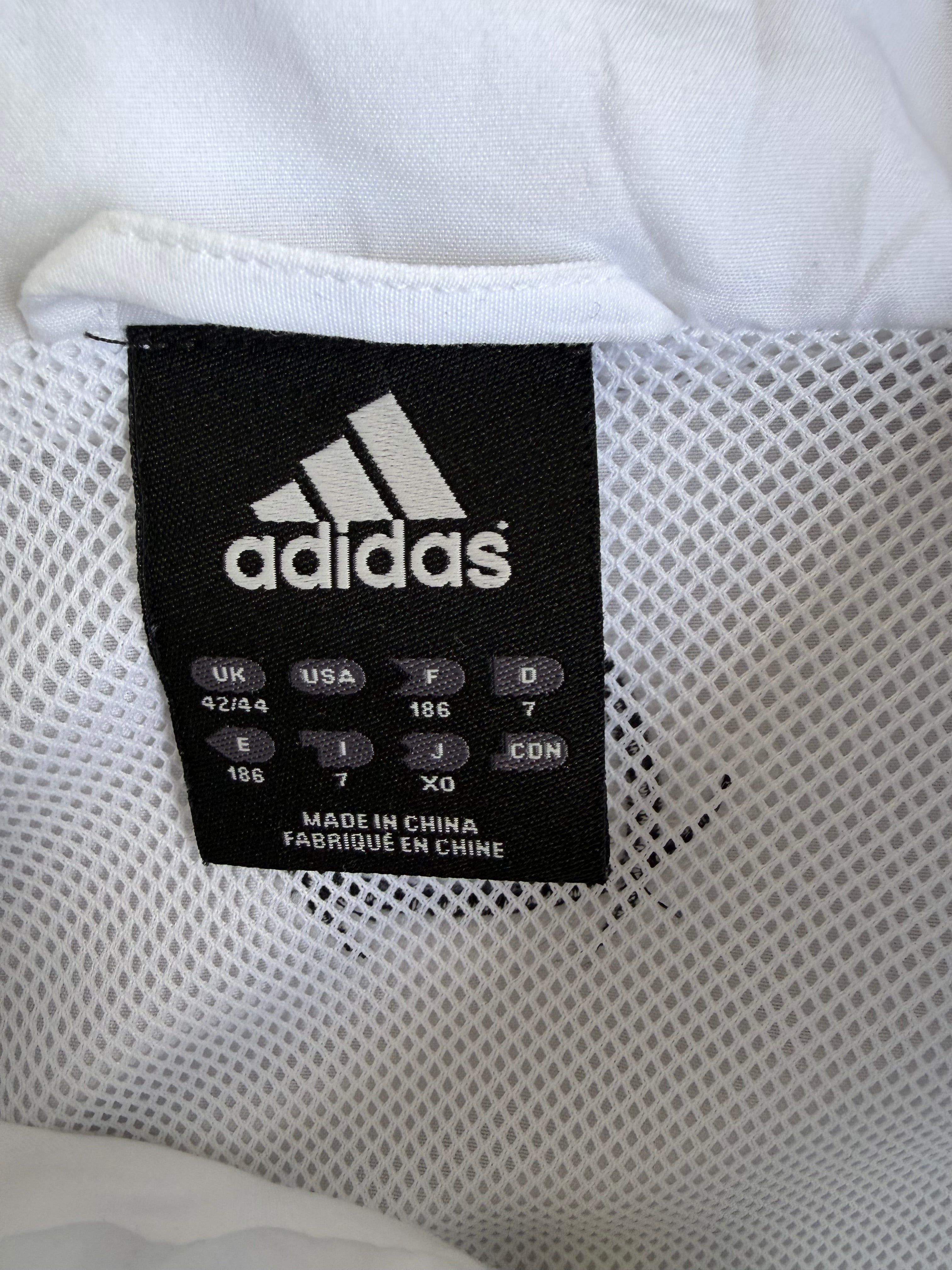 05-06 Real Madrid Spray Jacket - L