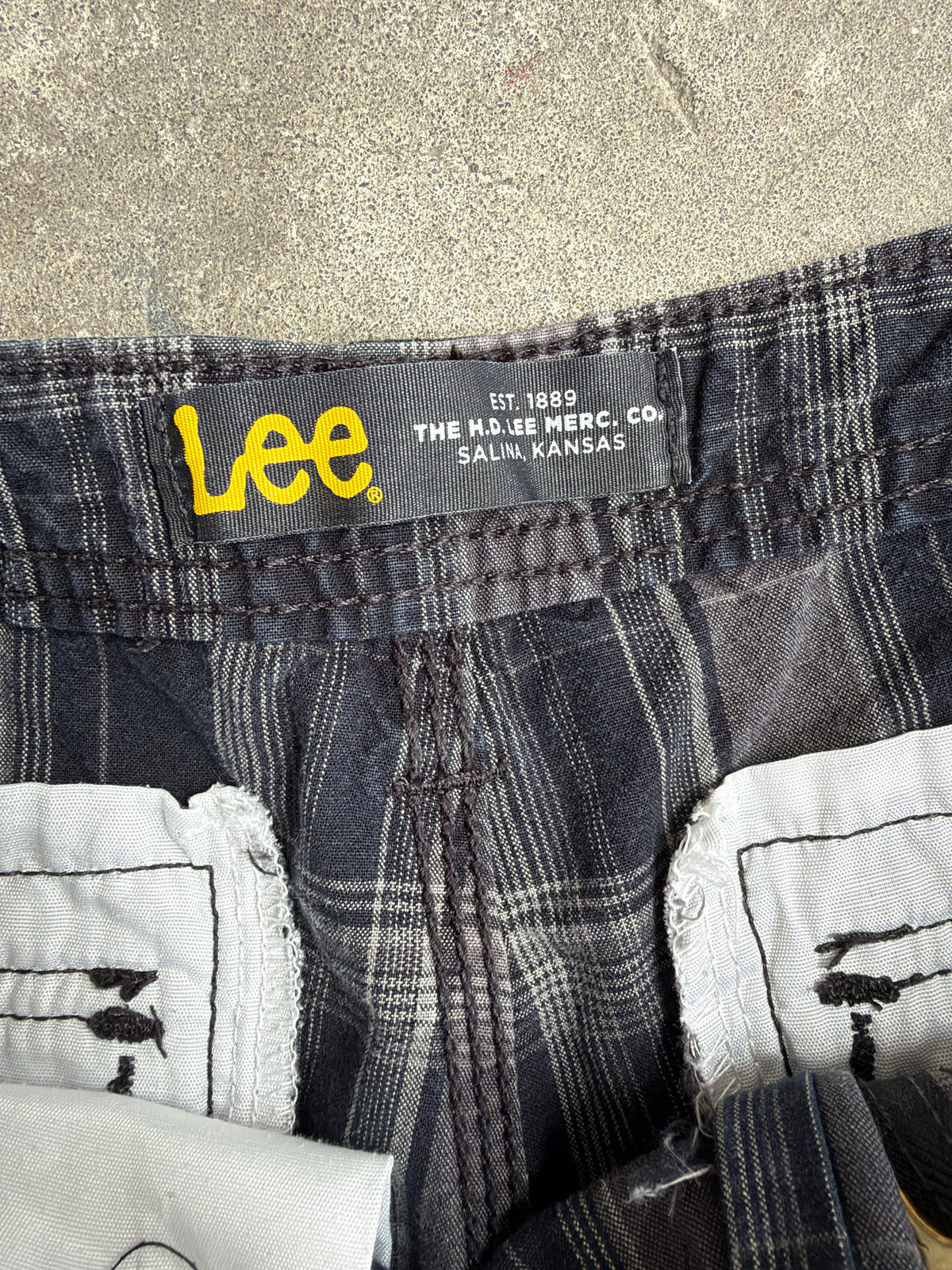 Black Plaid Lee Cargo Shorts - 34”