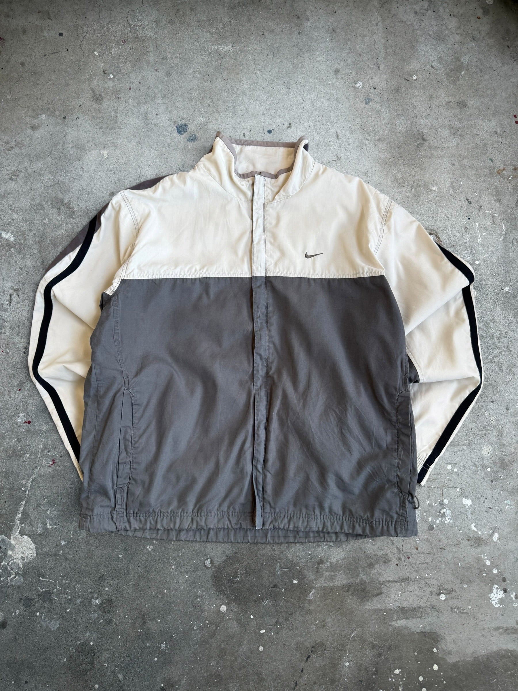 Beige Nike Spray Jacket - L