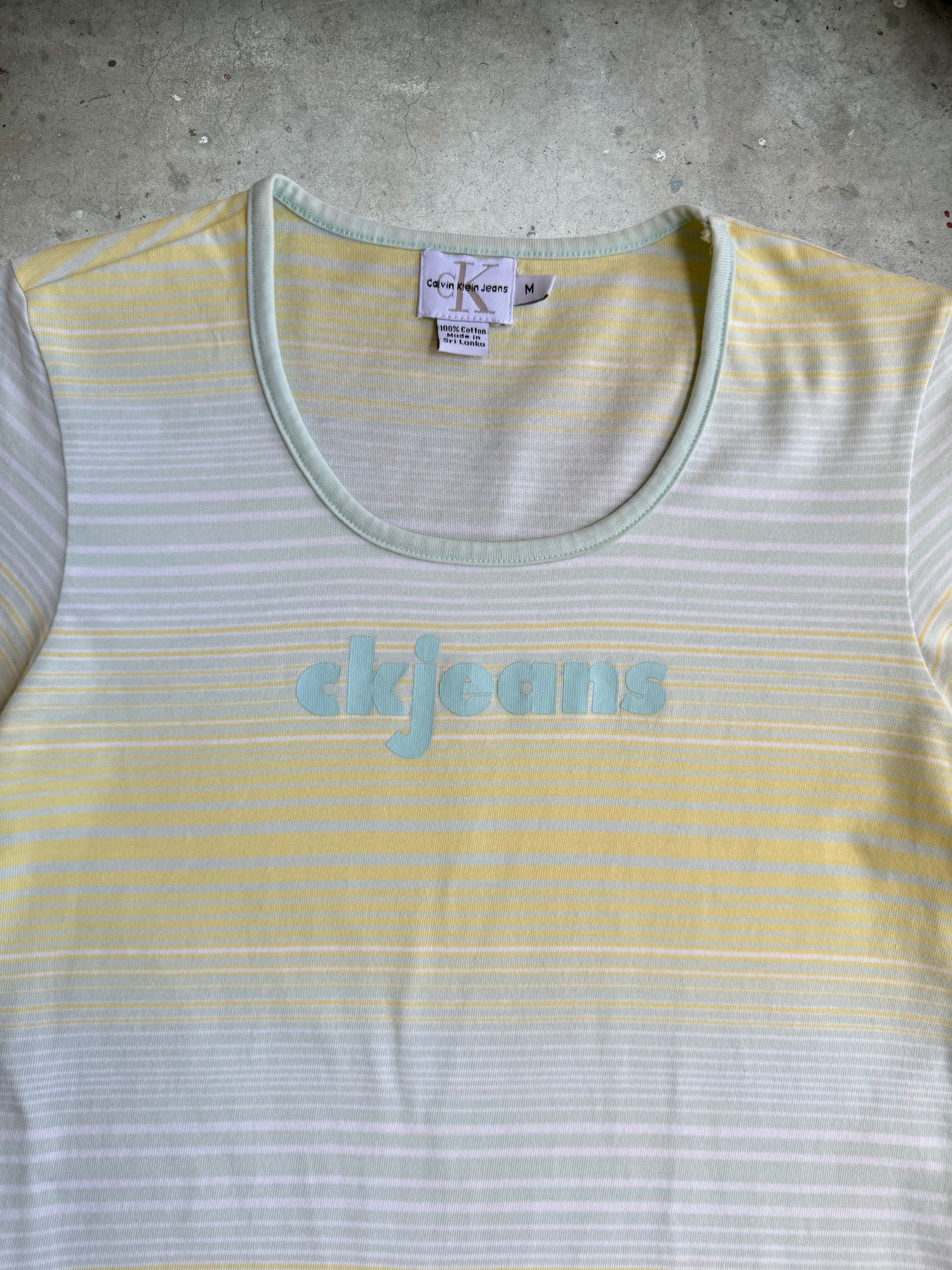 Calvin Klein Tee - M