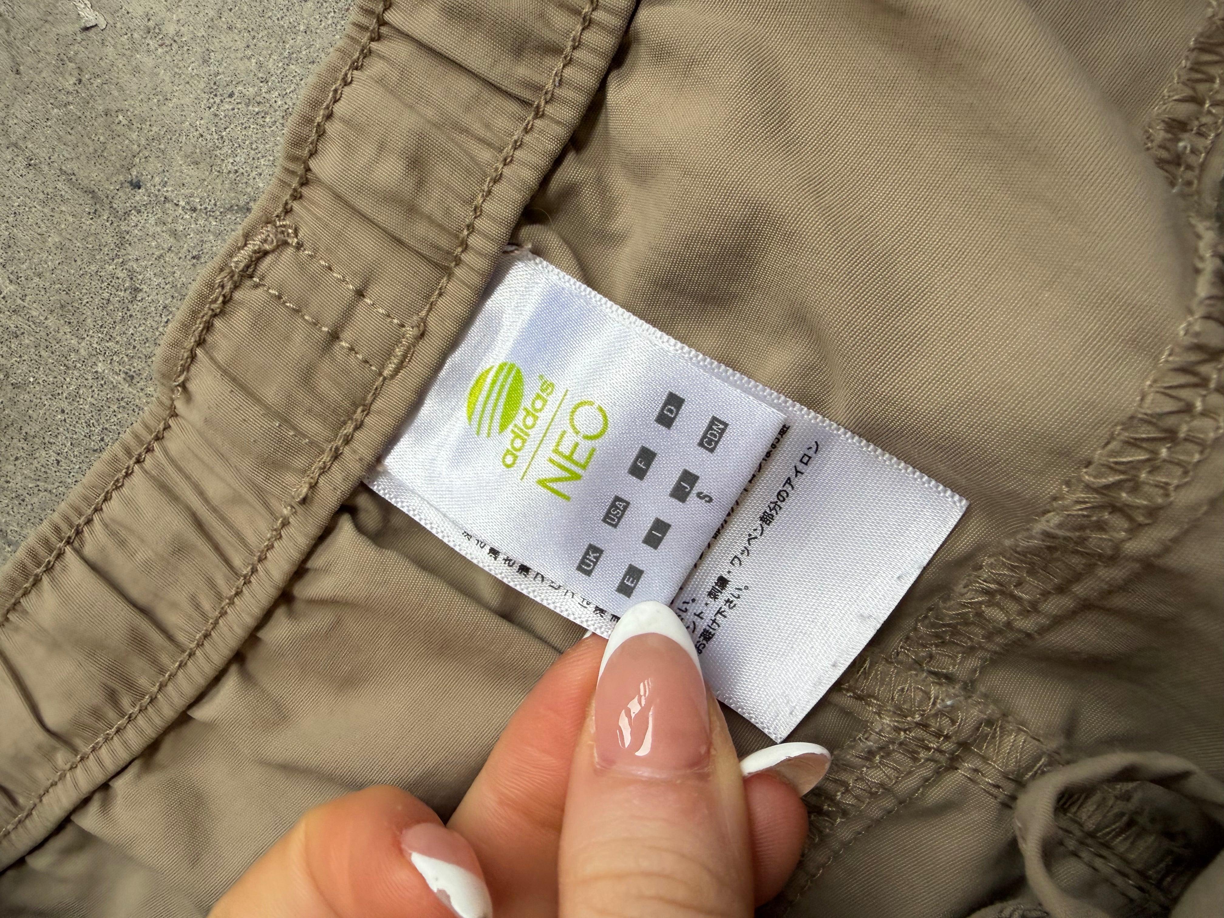 Beige Adidas Cargo Capri - S
