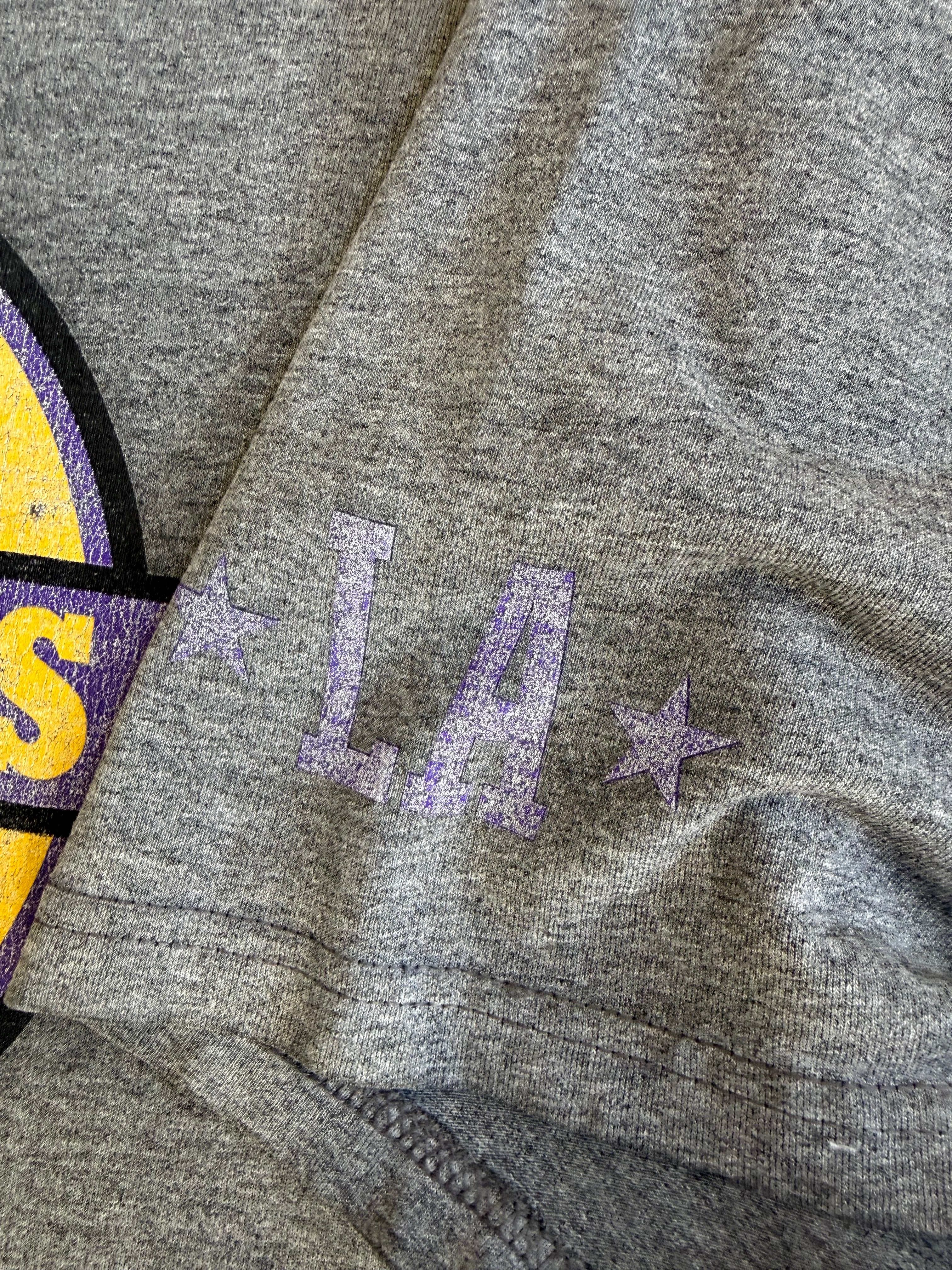 Lakers Nike Tshirt - XL