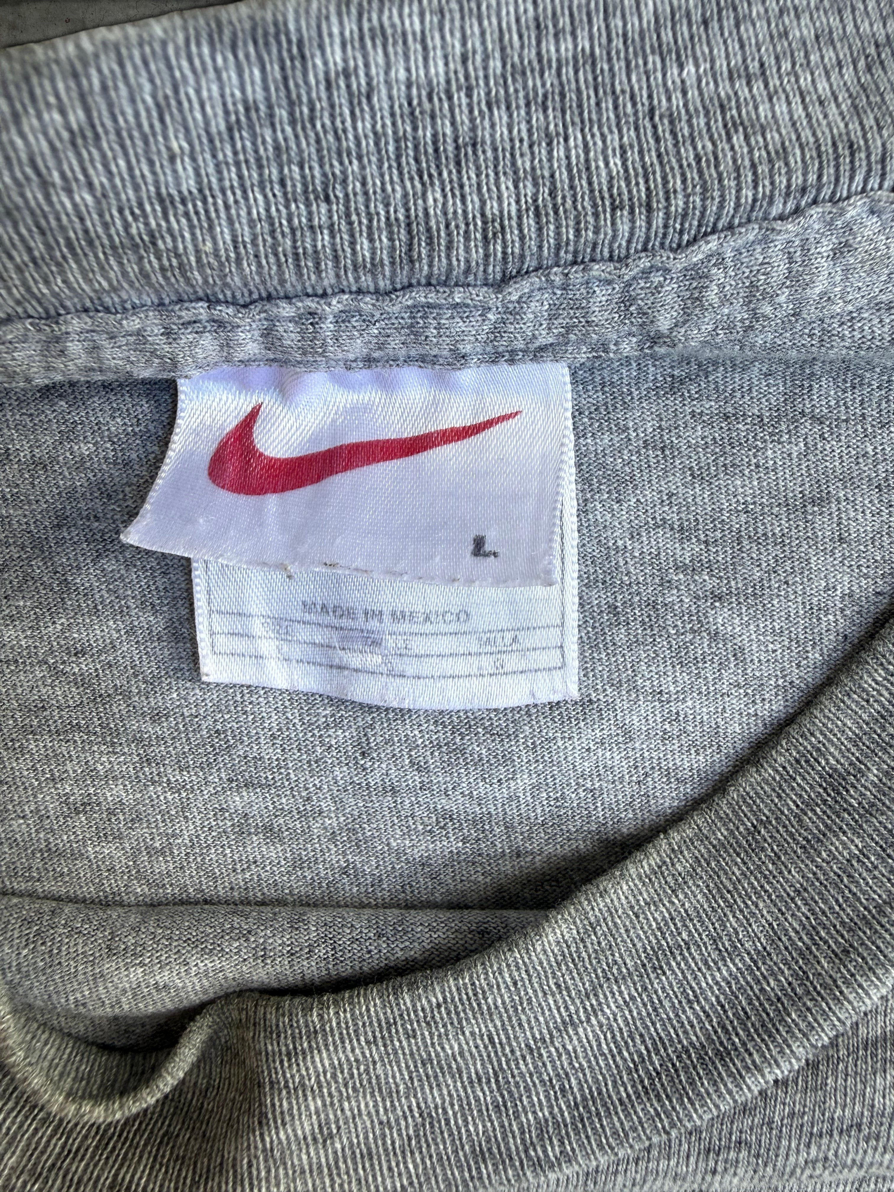 Nike Long Sleeve - L