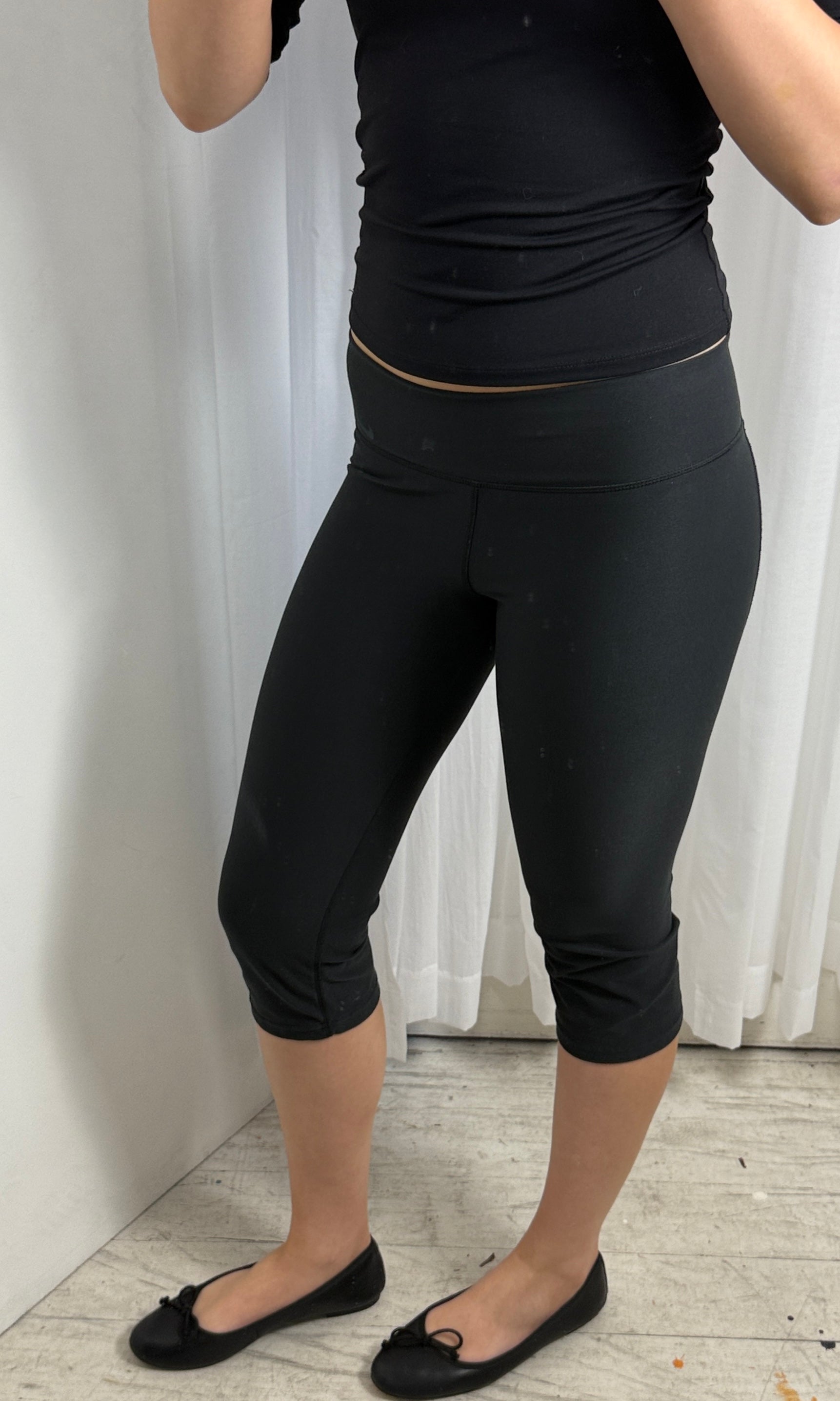 Black Nike Capri - S