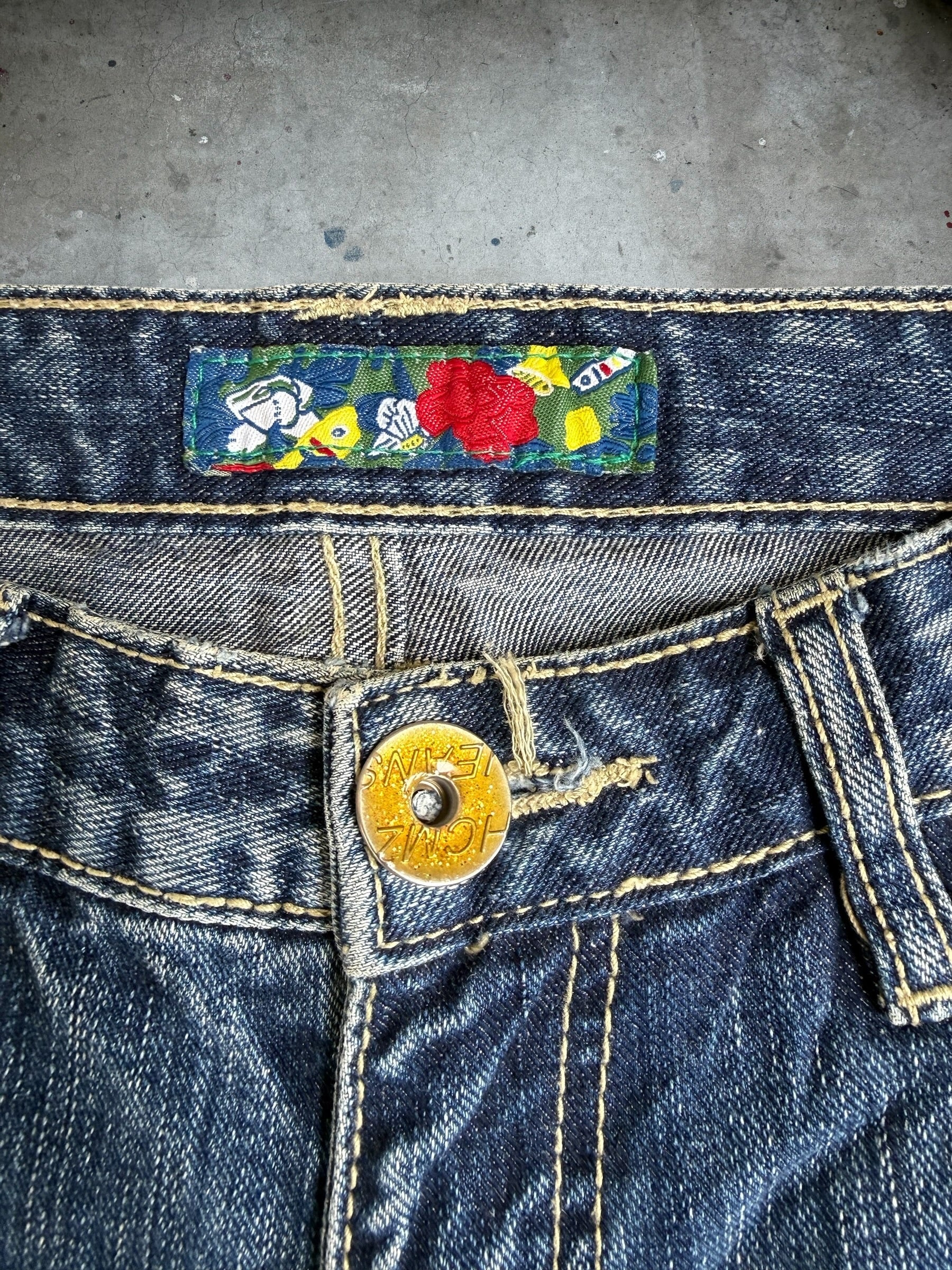 Low Rise Studded Jeans - 26”