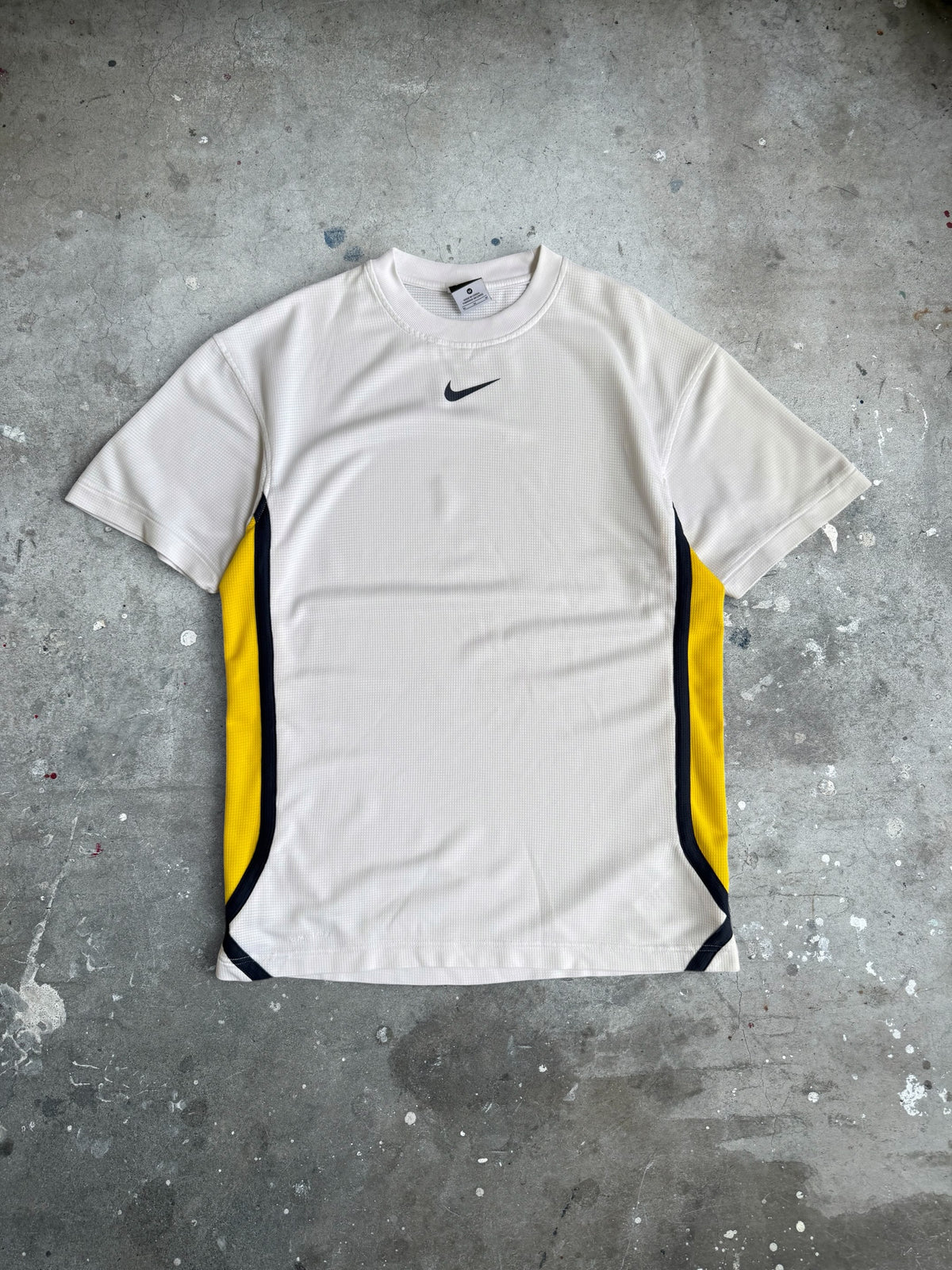 White Nike Centre Swoosh Jersey - M