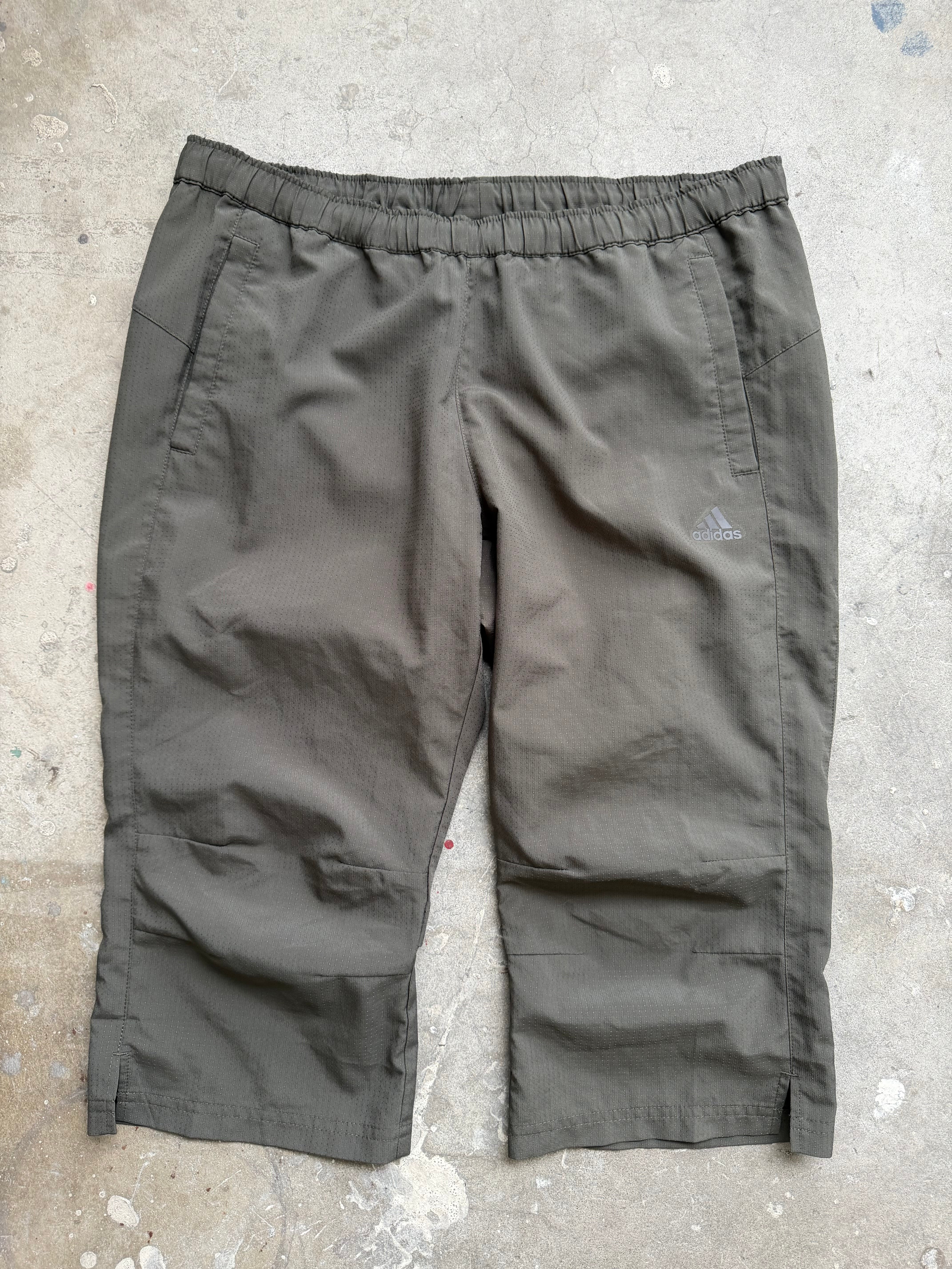 Green Cargo Adidas Capri - M