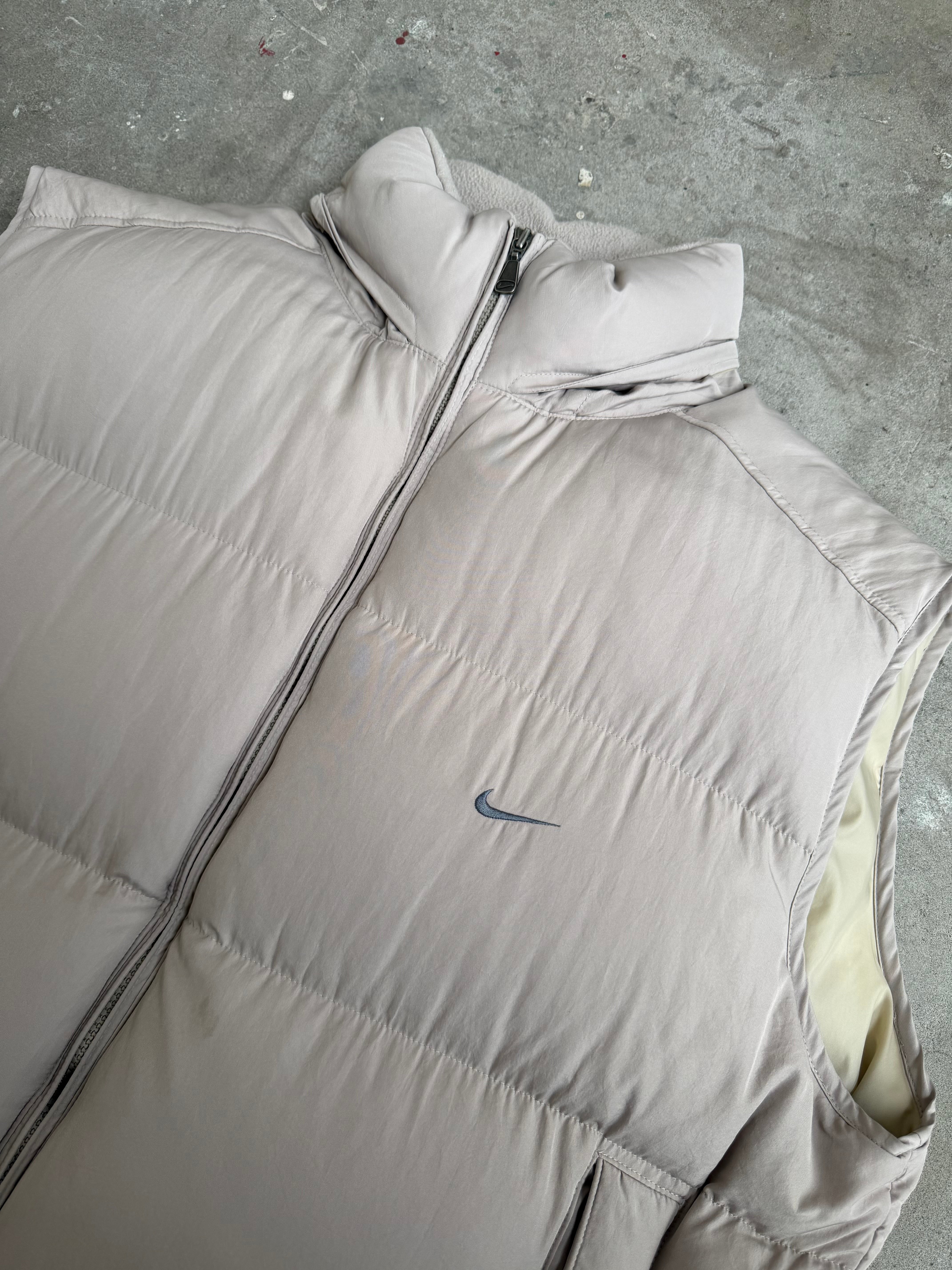 Beige Nike Puffer Vest - XL