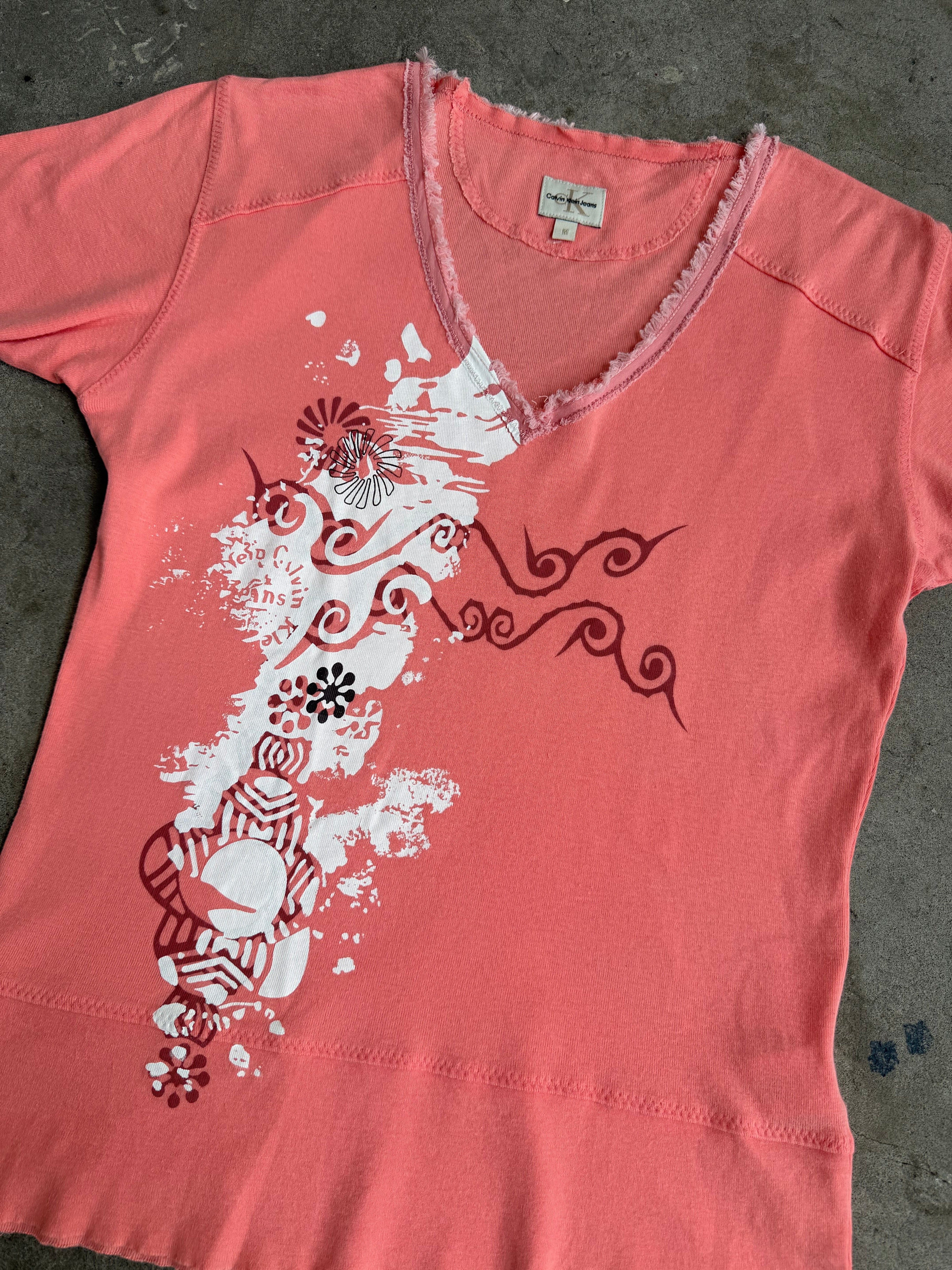 Calvin Klein Tee - M