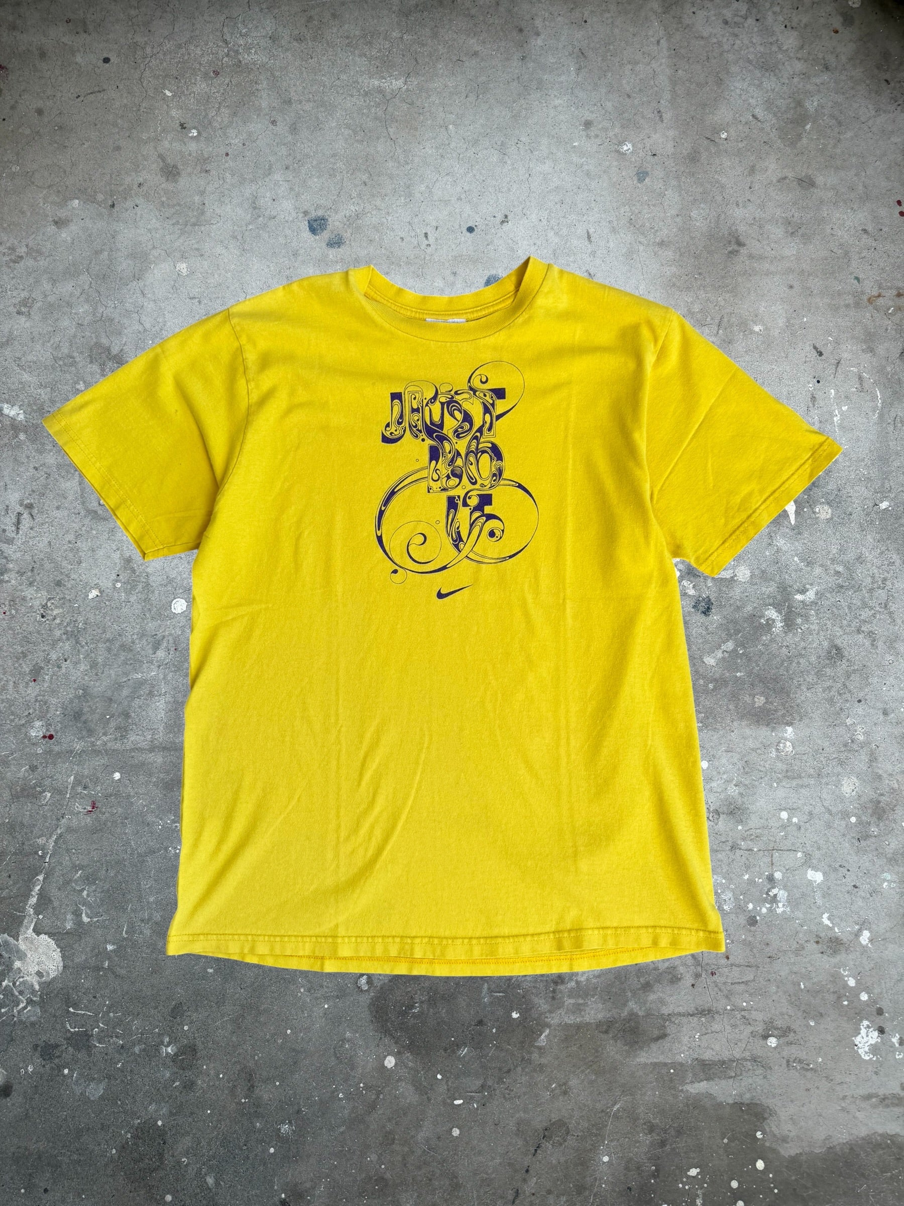 Yellow Nike T-shirt - S