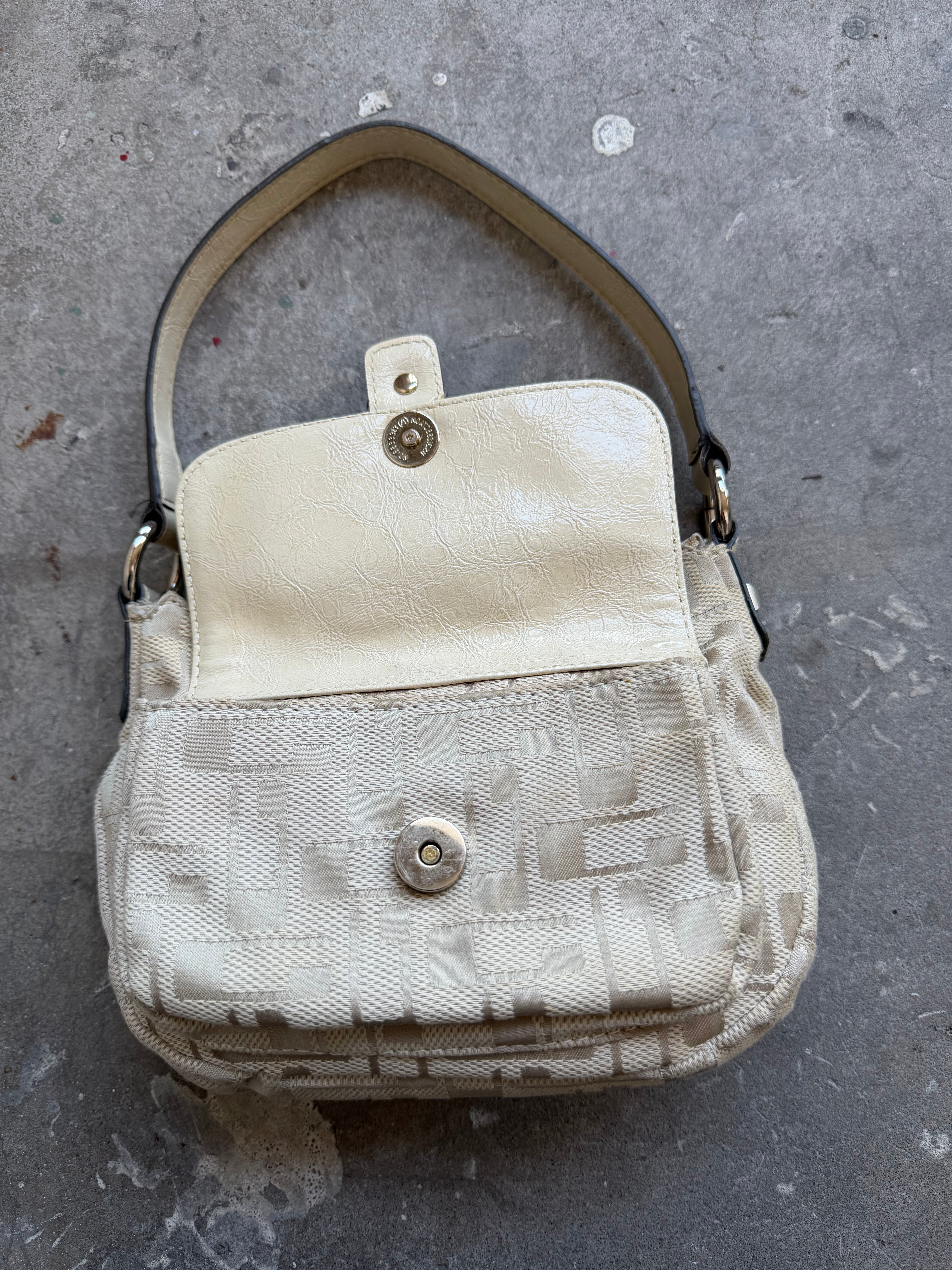 Guess Mini Shoulder Bag