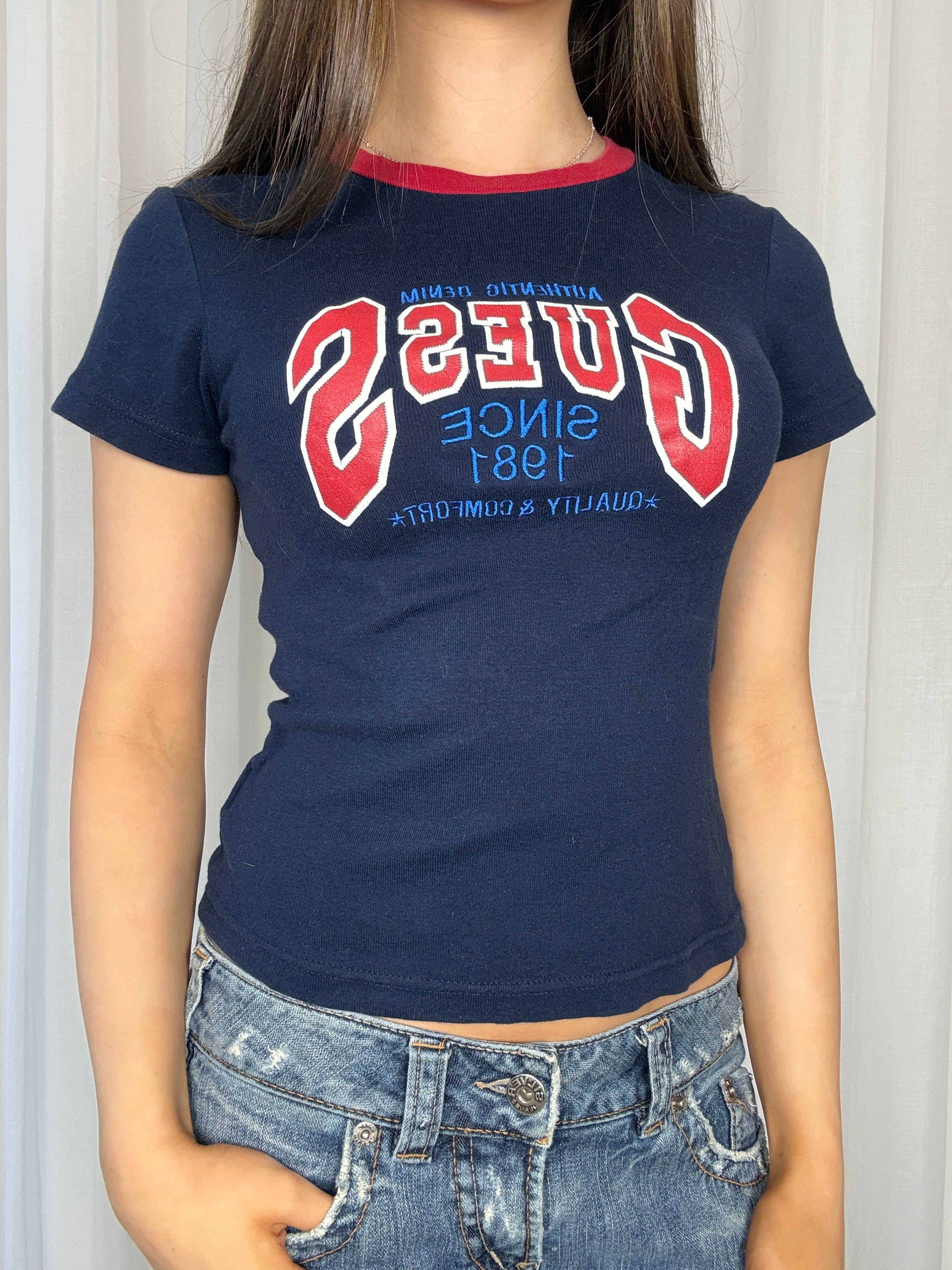 Guess Tee - M