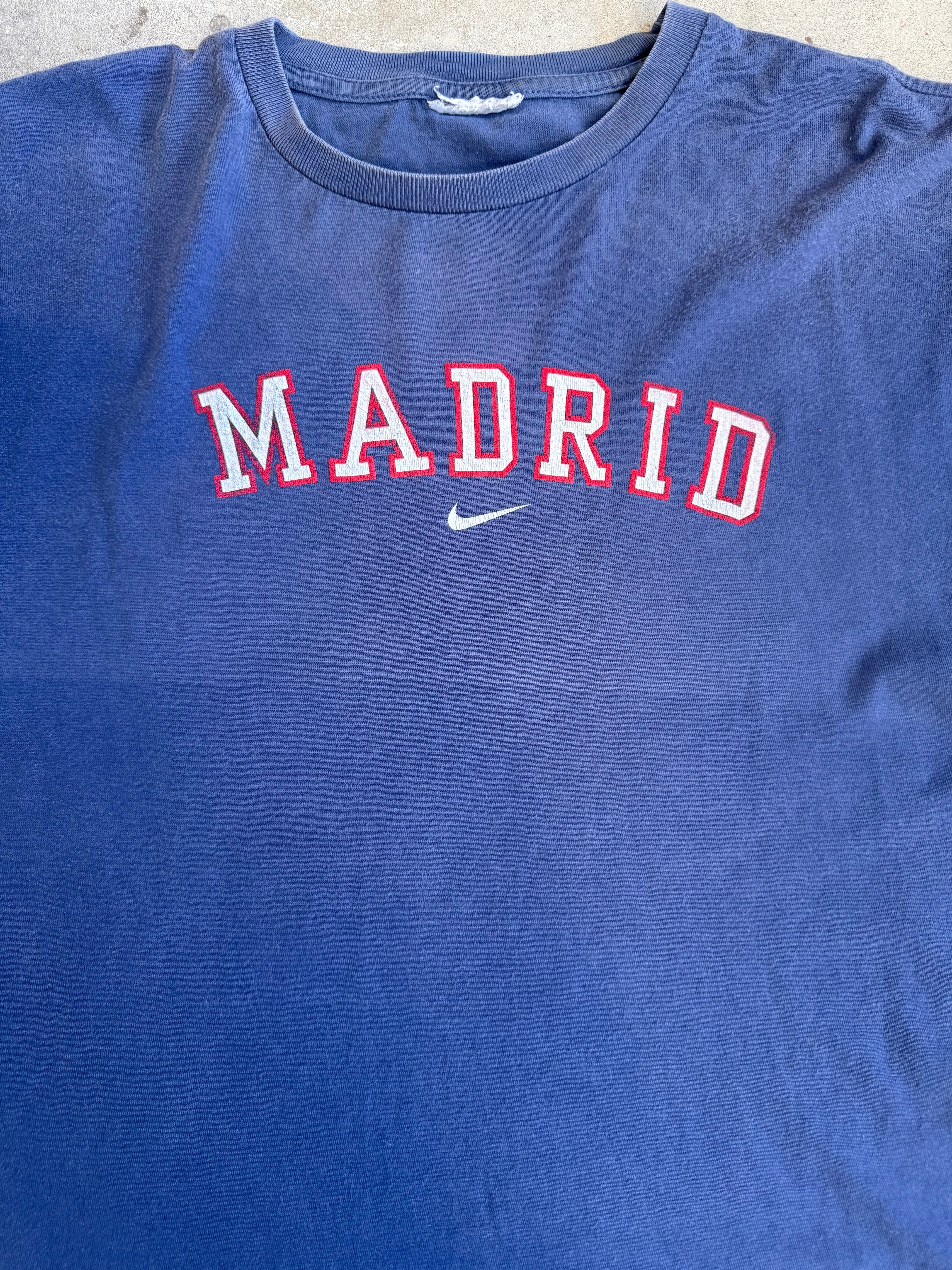 Madrid Nike Tshirt - L