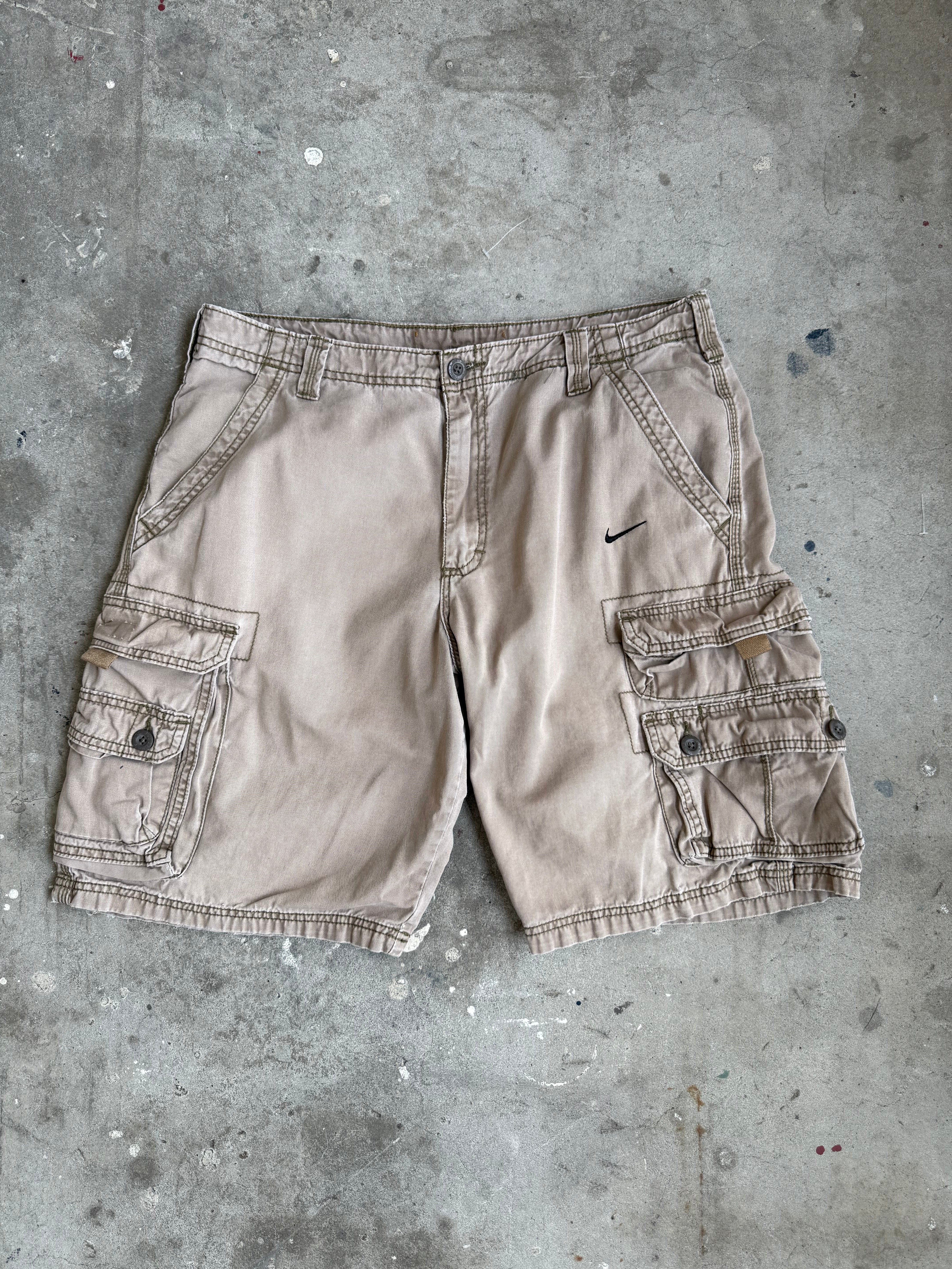 Nike Rework Cargos 33”