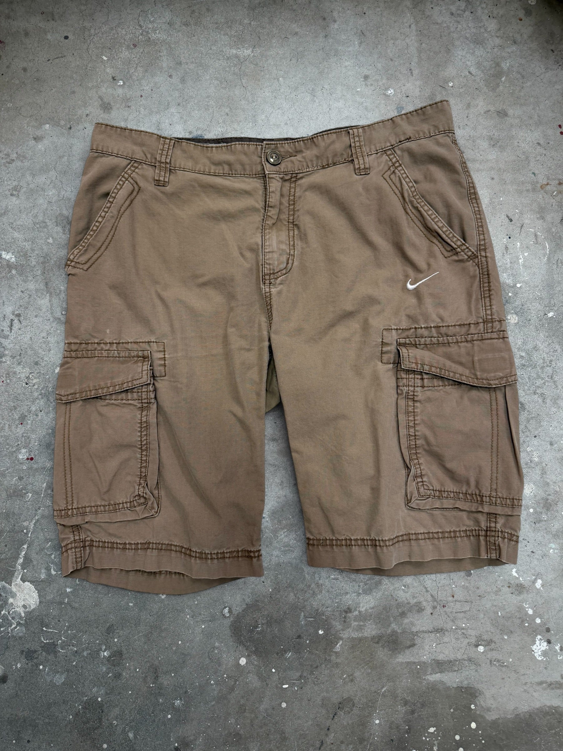 Nike Rework Cargos 32”