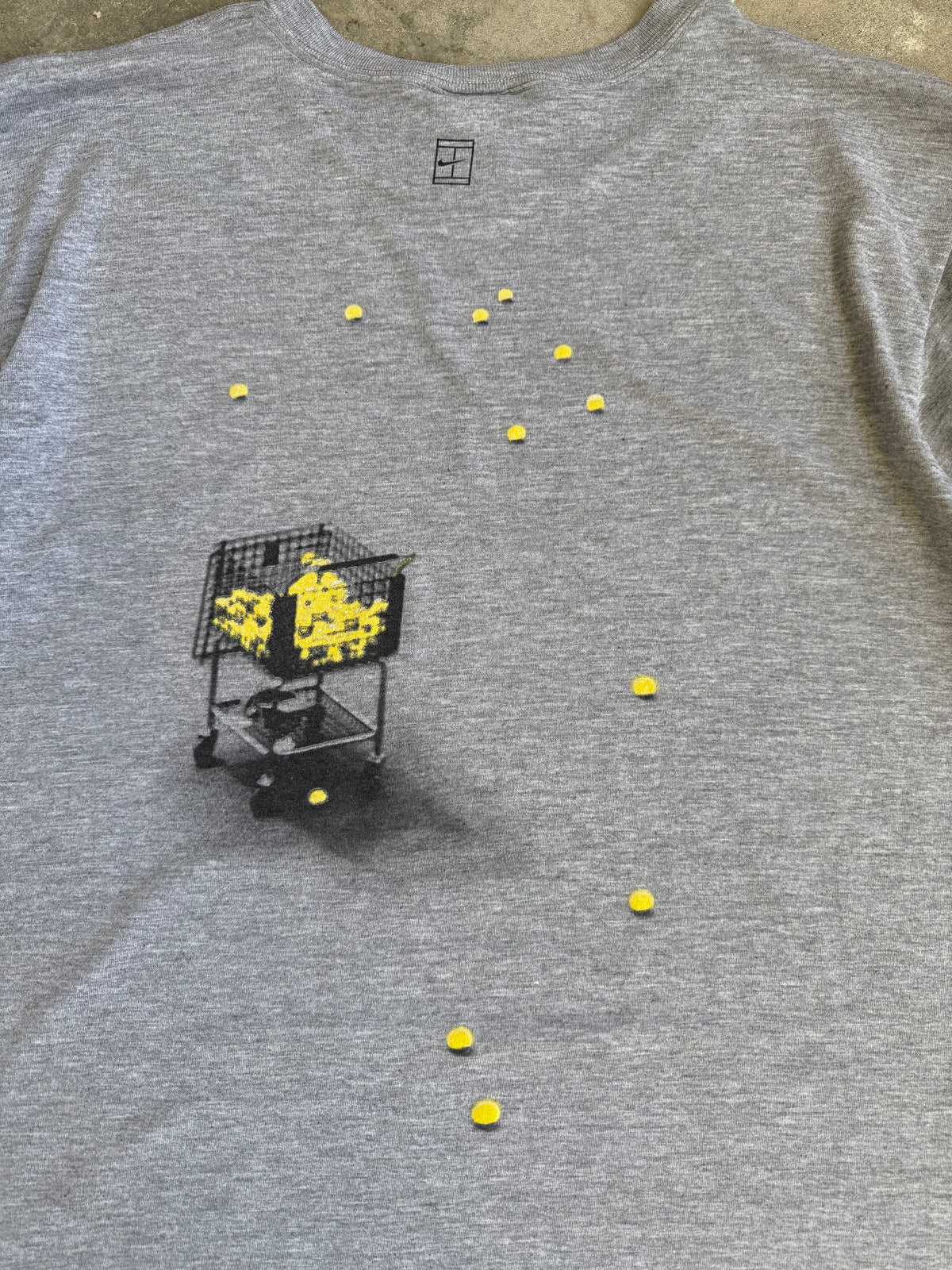 Nike Tennis Tshirt - L