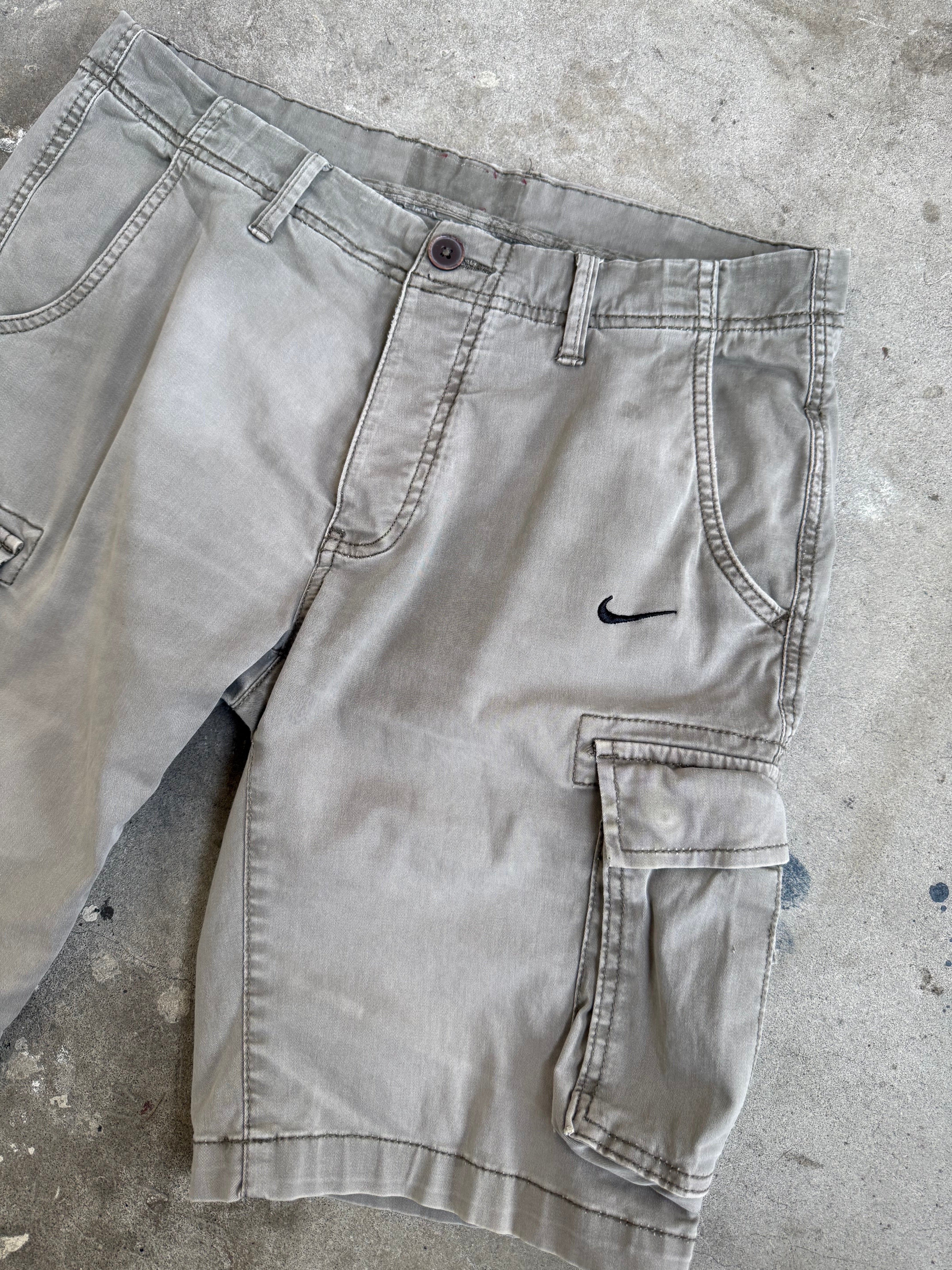 Nike Rework Cargos 32”