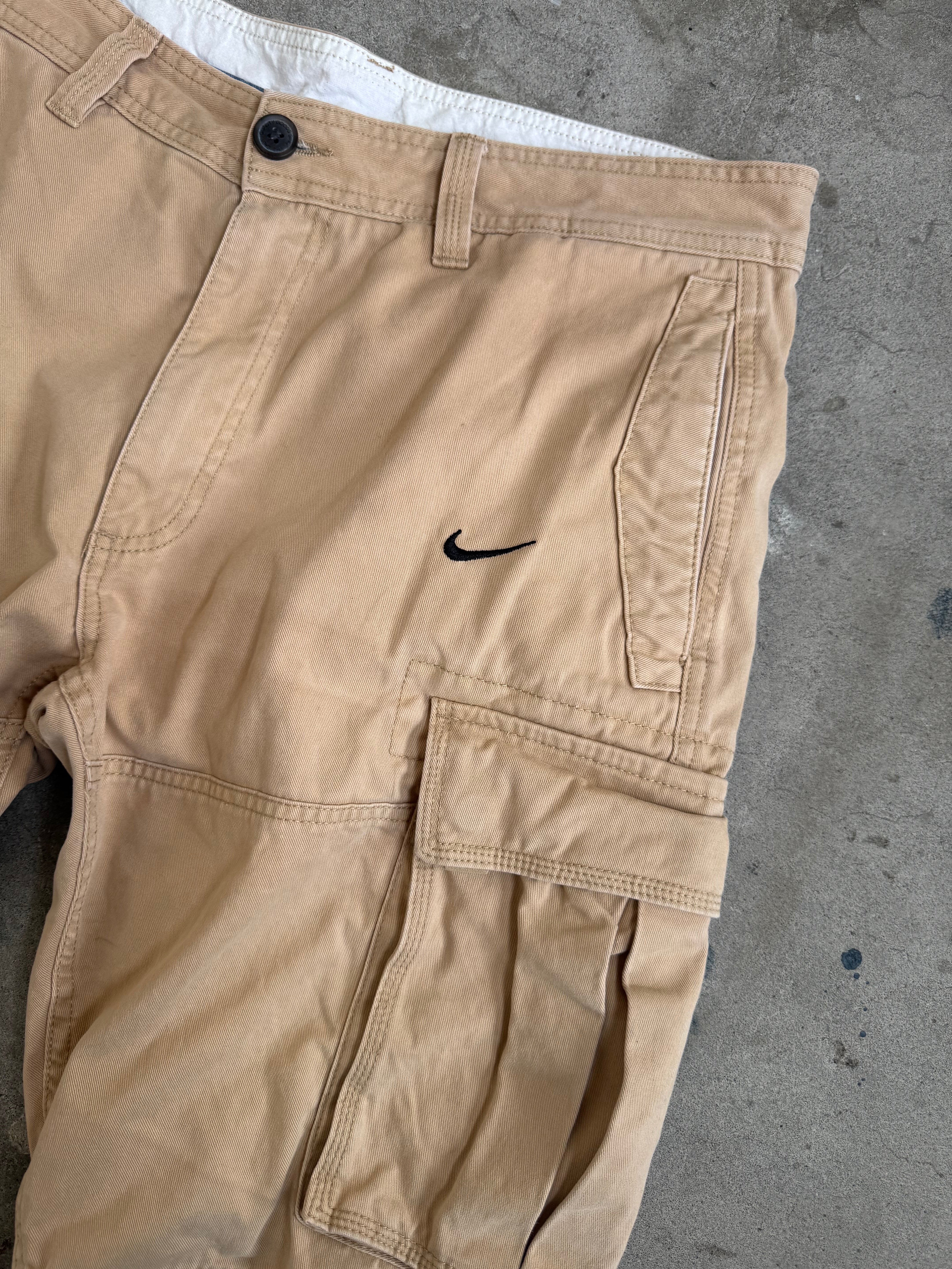 Nike Rework Cargos 33”