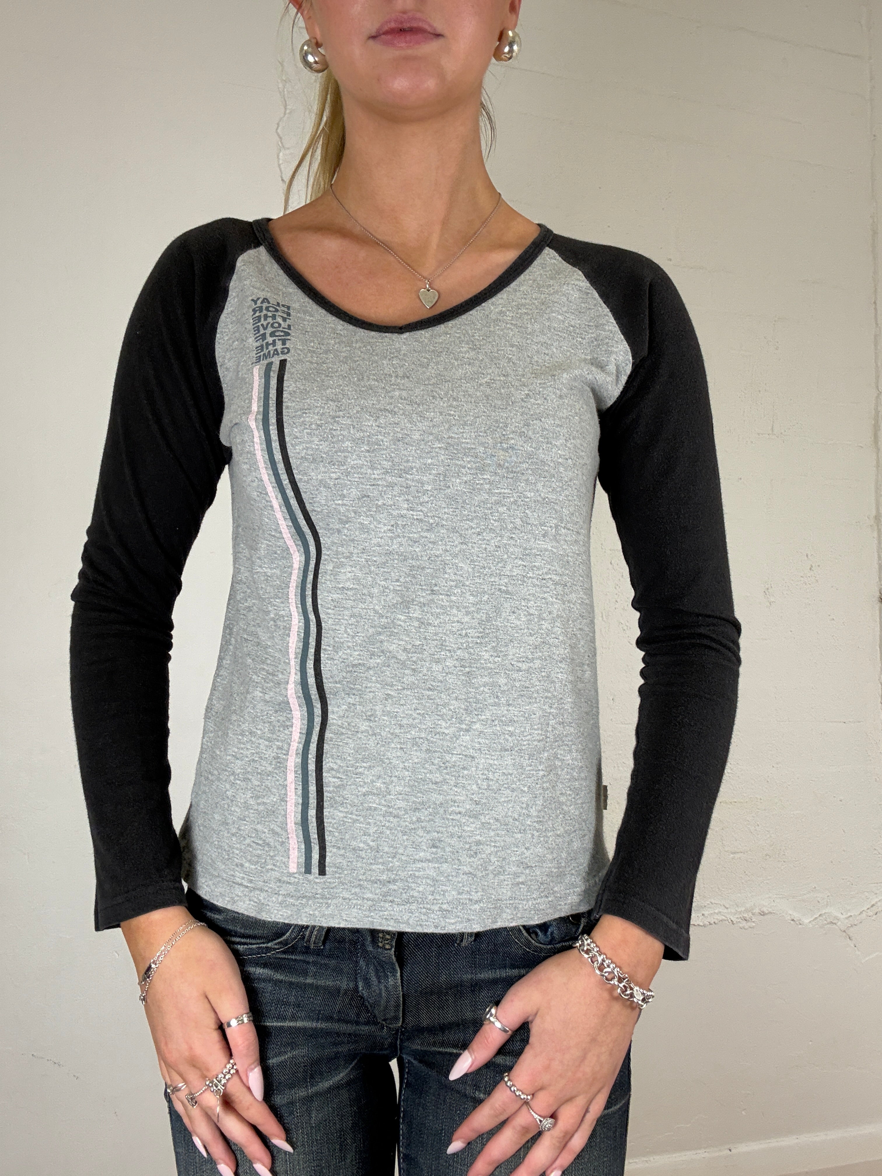 Adidas "3" Long Sleeve - M