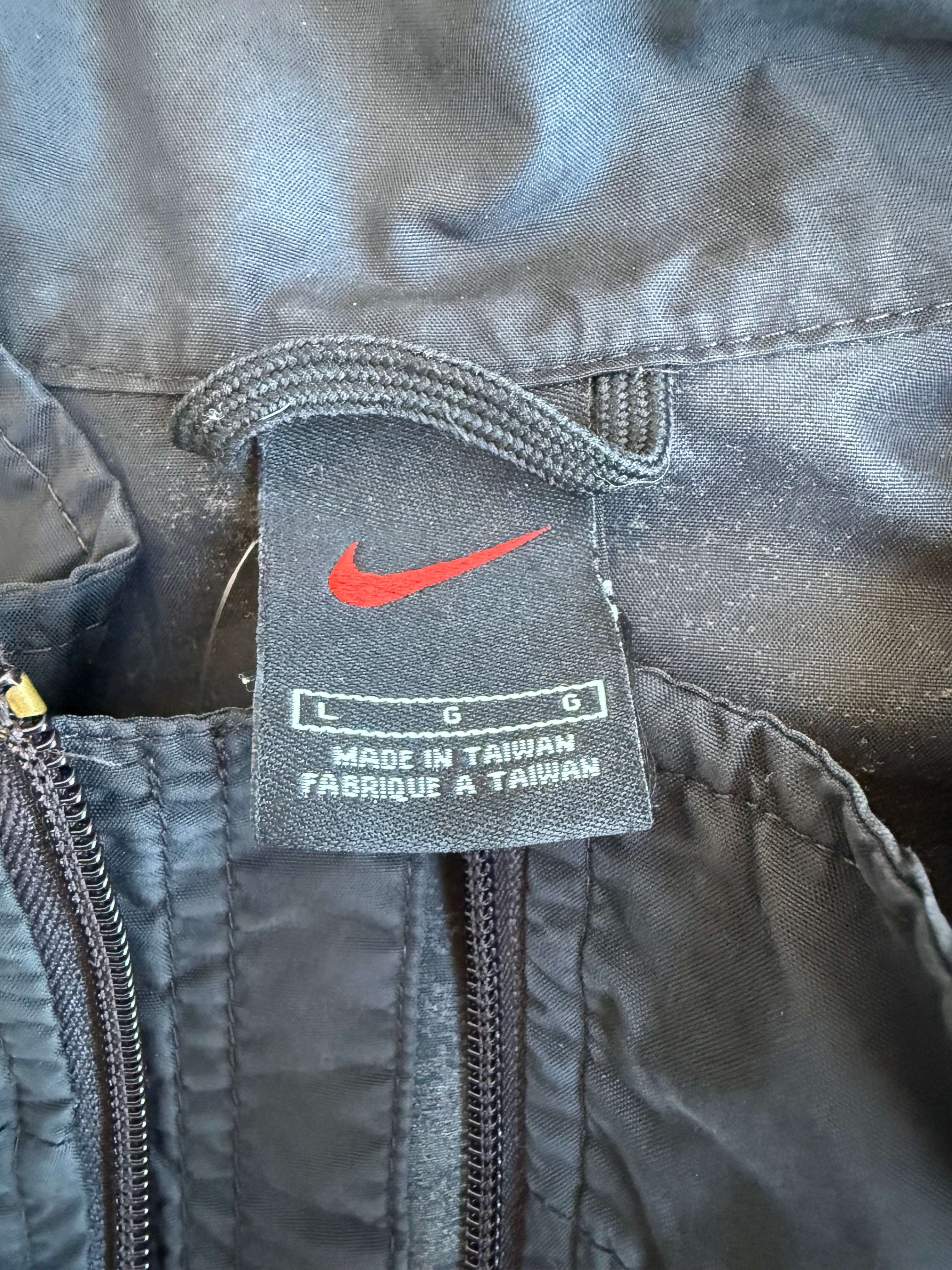 Black Nike Windbreaker - L