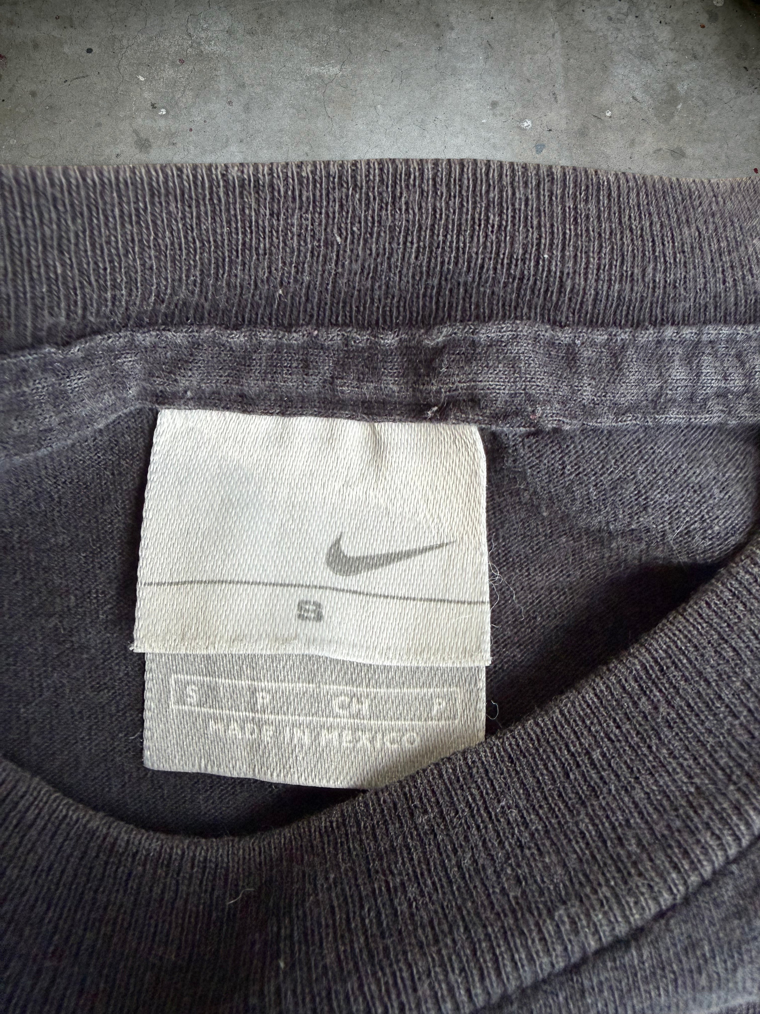 Nike Spellout Tshirt - S