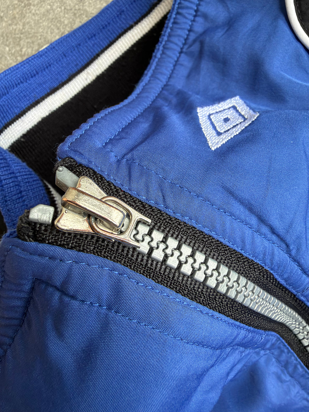 Blue Umbro Spray Jacket - XL