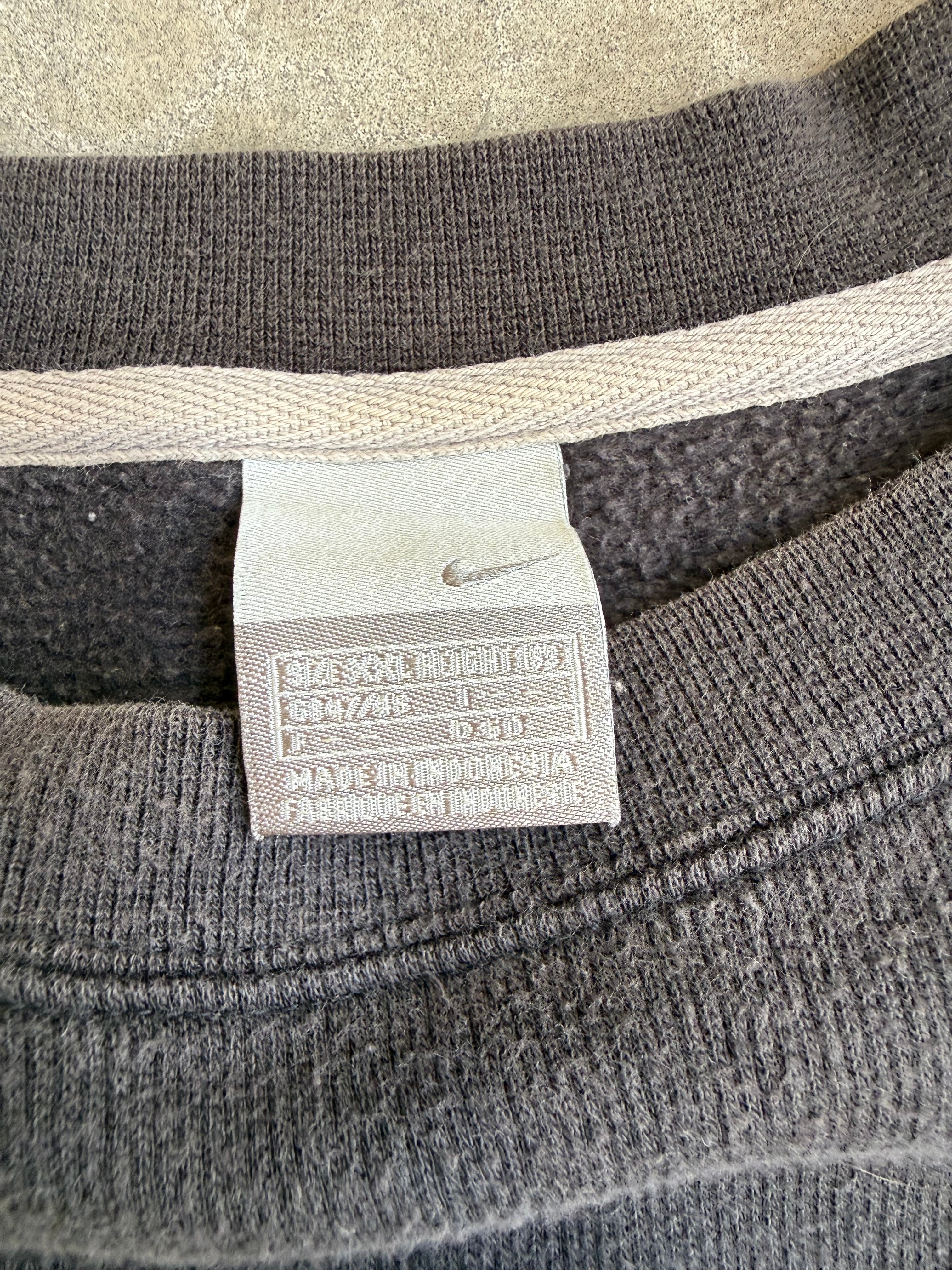 Black Nike Textured Jumper - XXL