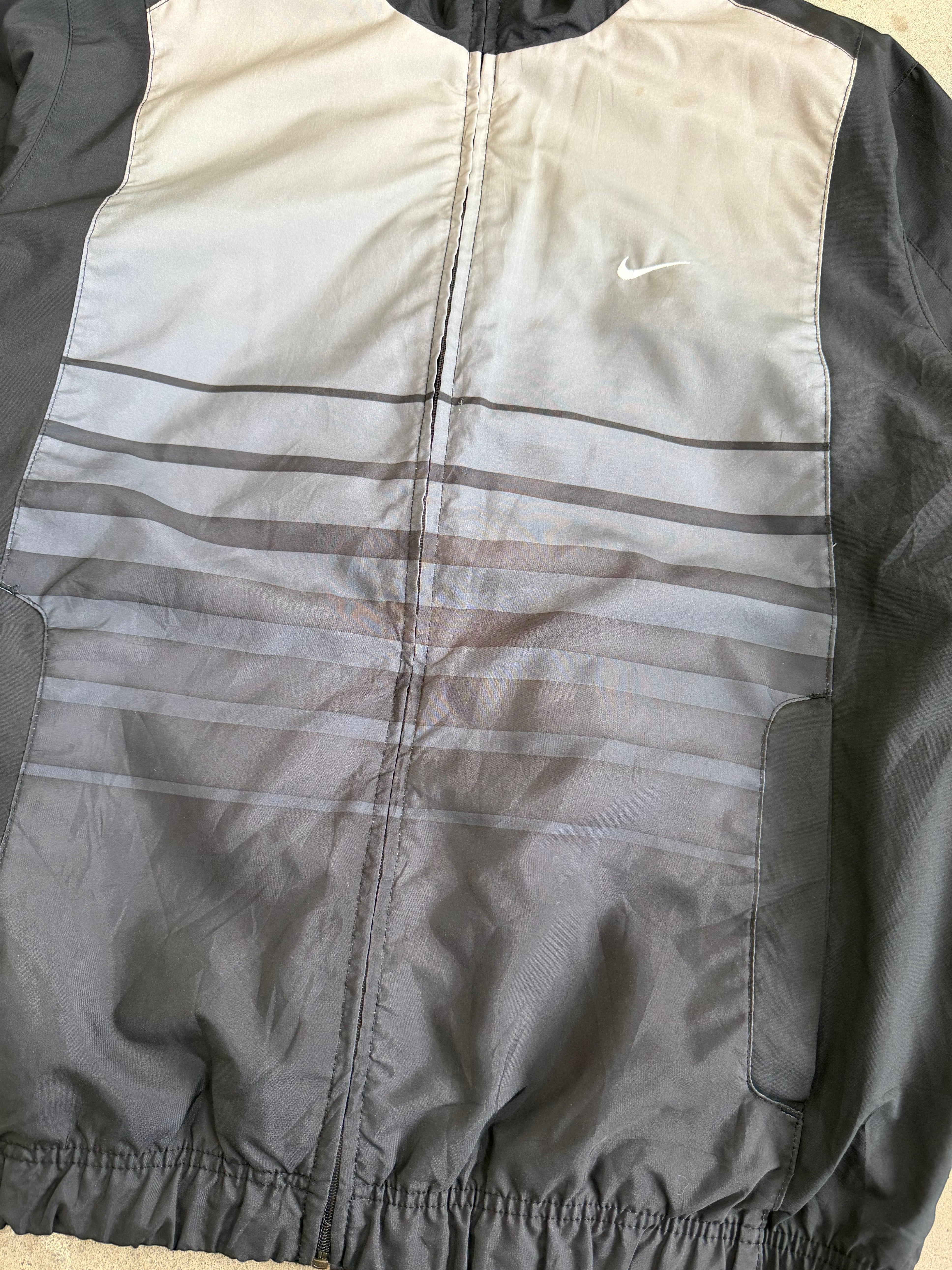 Black Gradient Nike Spray Jacket - M