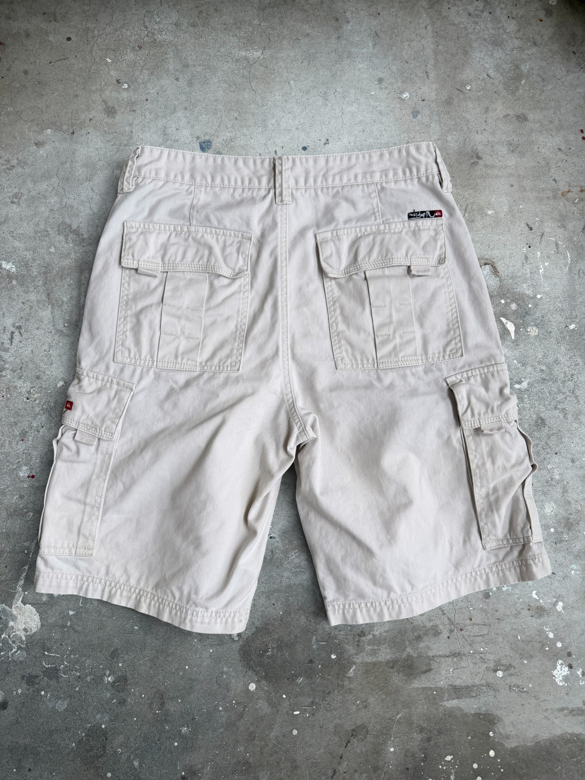 Cream Quiksilver Cargo Shorts - 30”