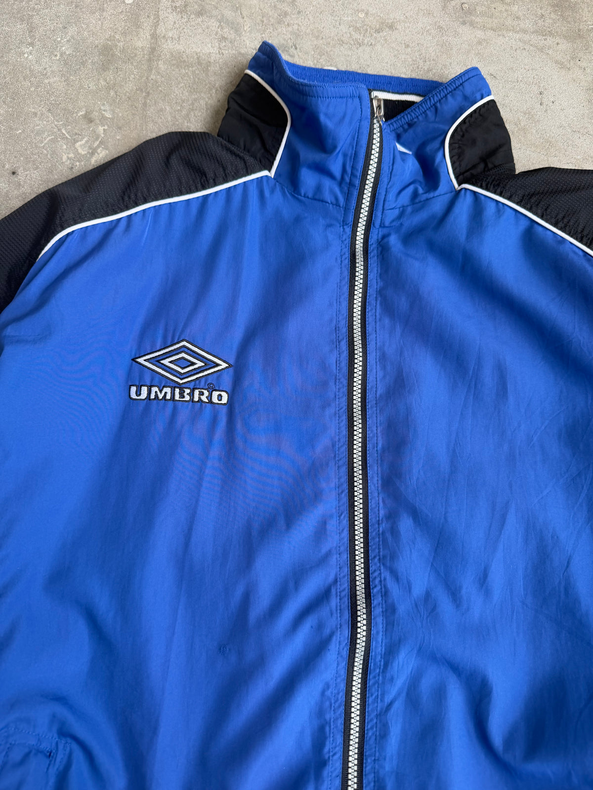 Blue Umbro Spray Jacket - XL