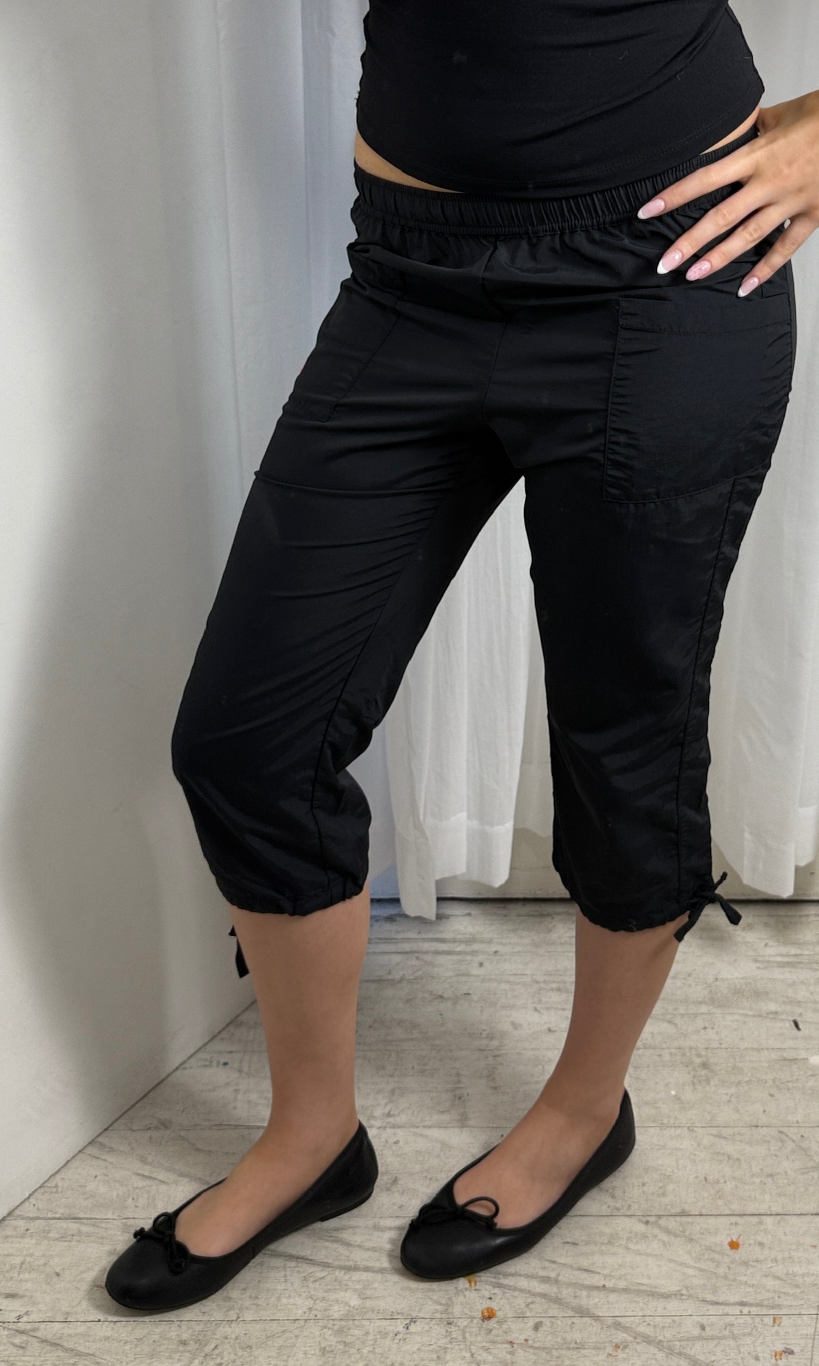 Black & Pink Adidas Neo Capri - S