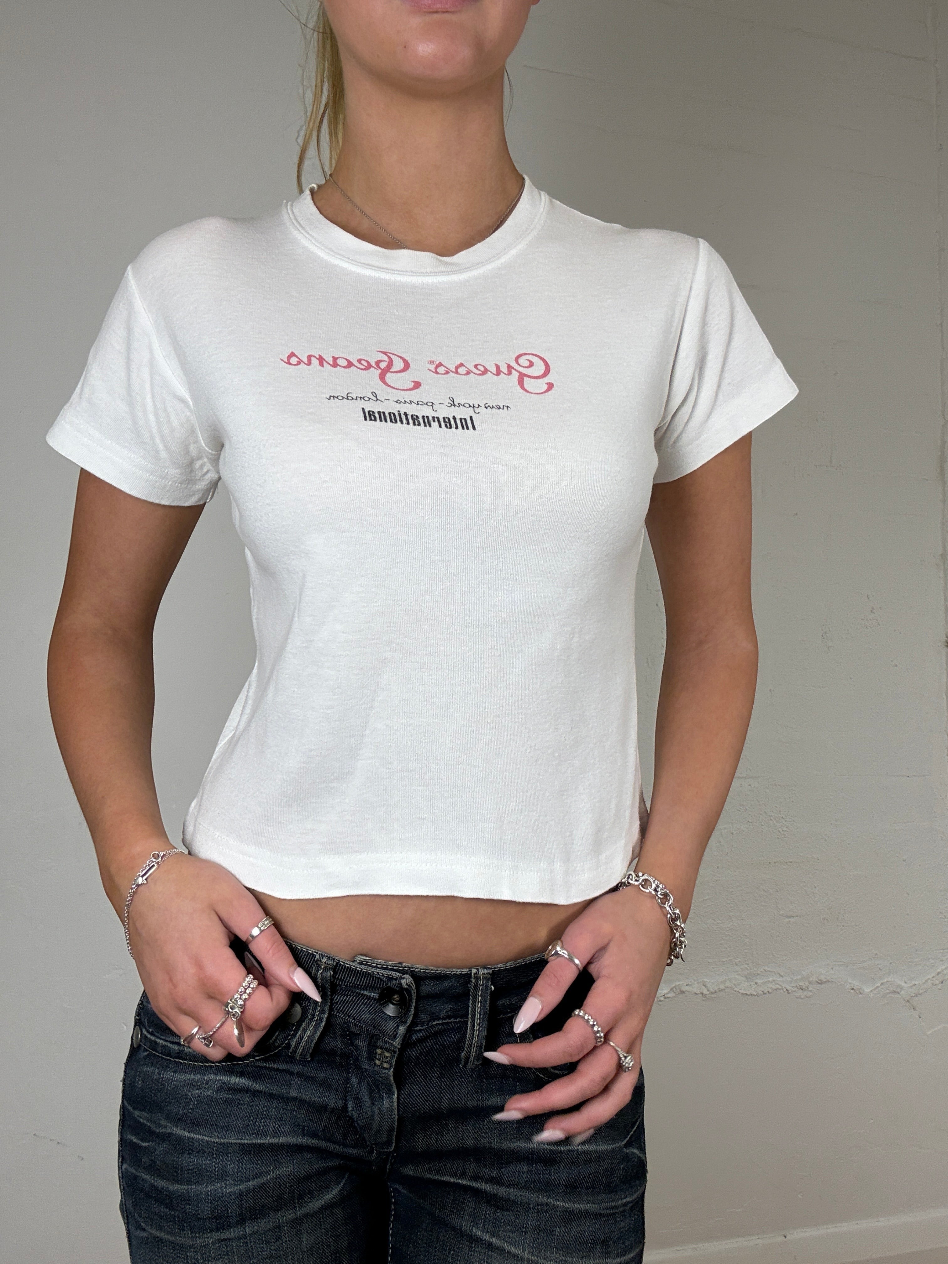 Guess Jeans Tee - S