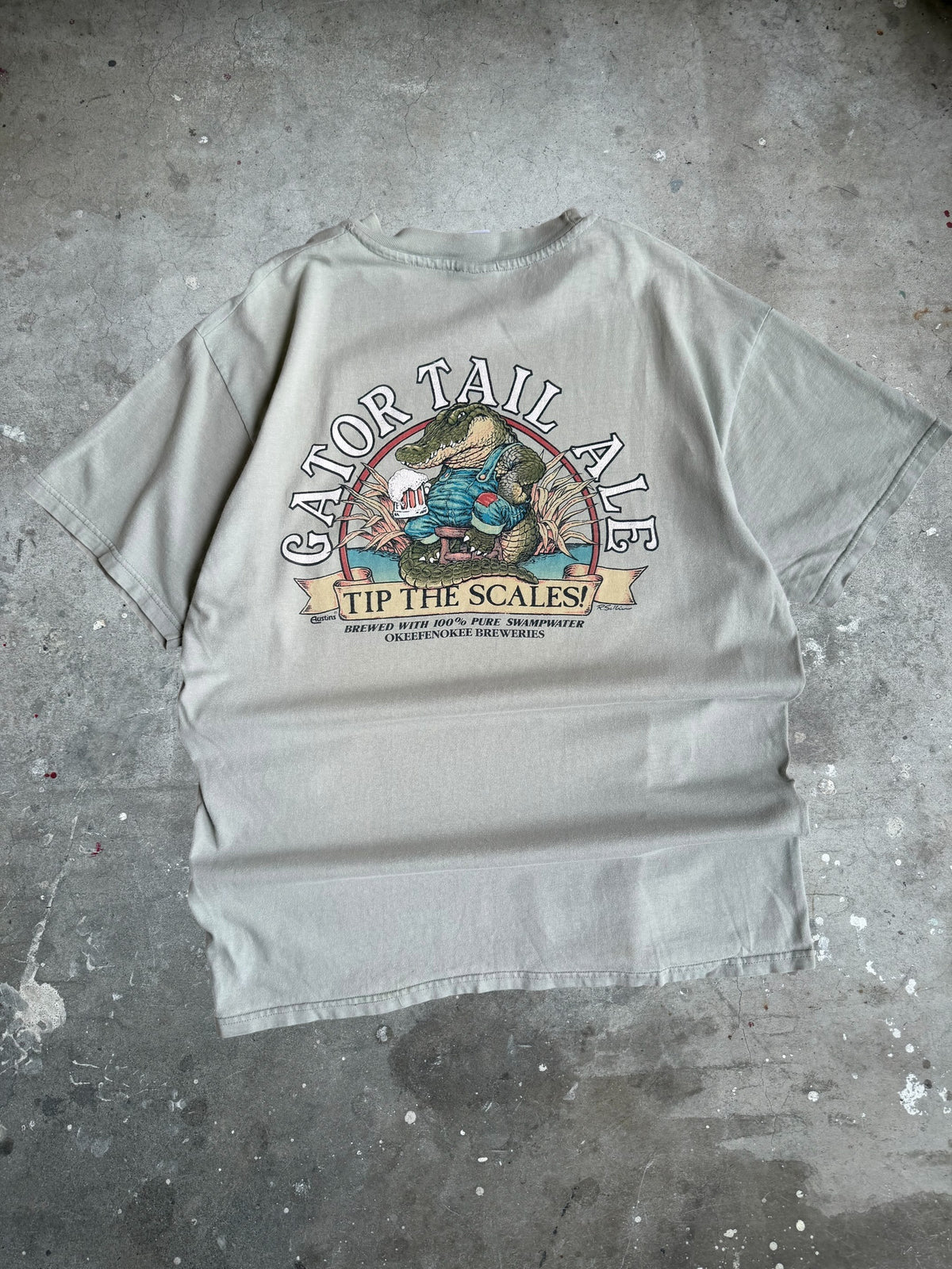 Gator Tail Ale Graphic Tshirt - L