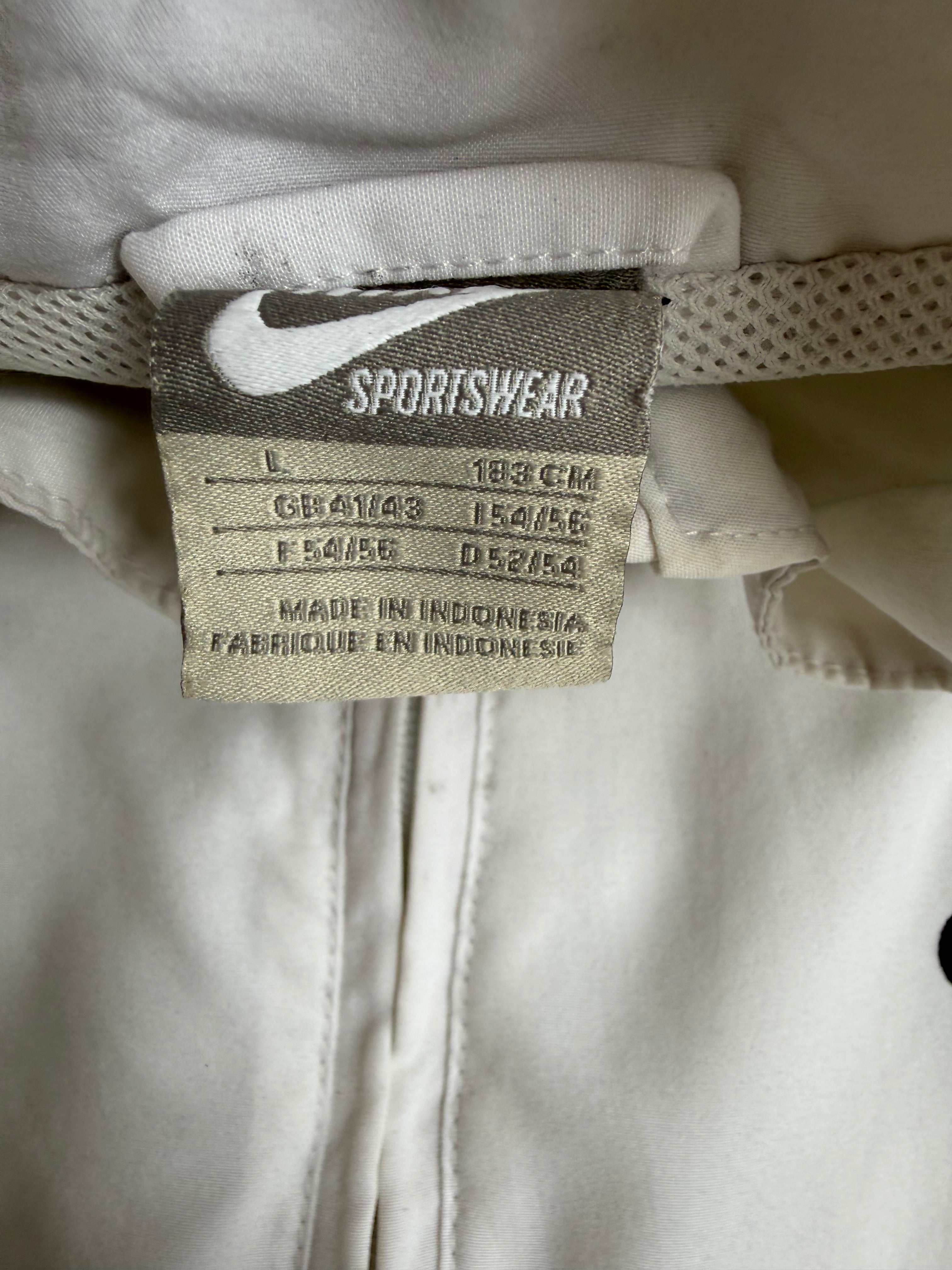 Two Toned Nike Spray Jacket - L