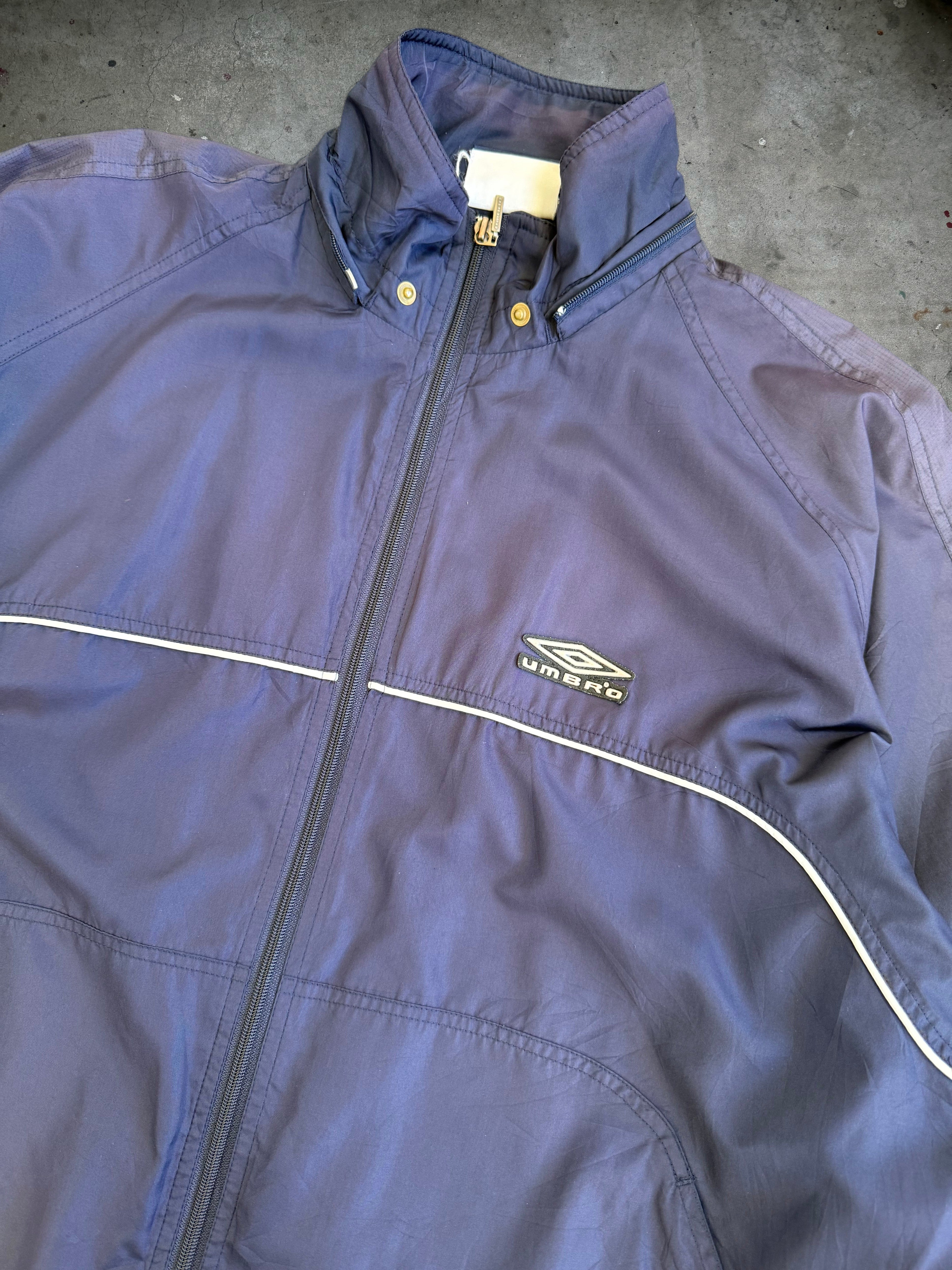 Navy Umbro Spray Jacket - L