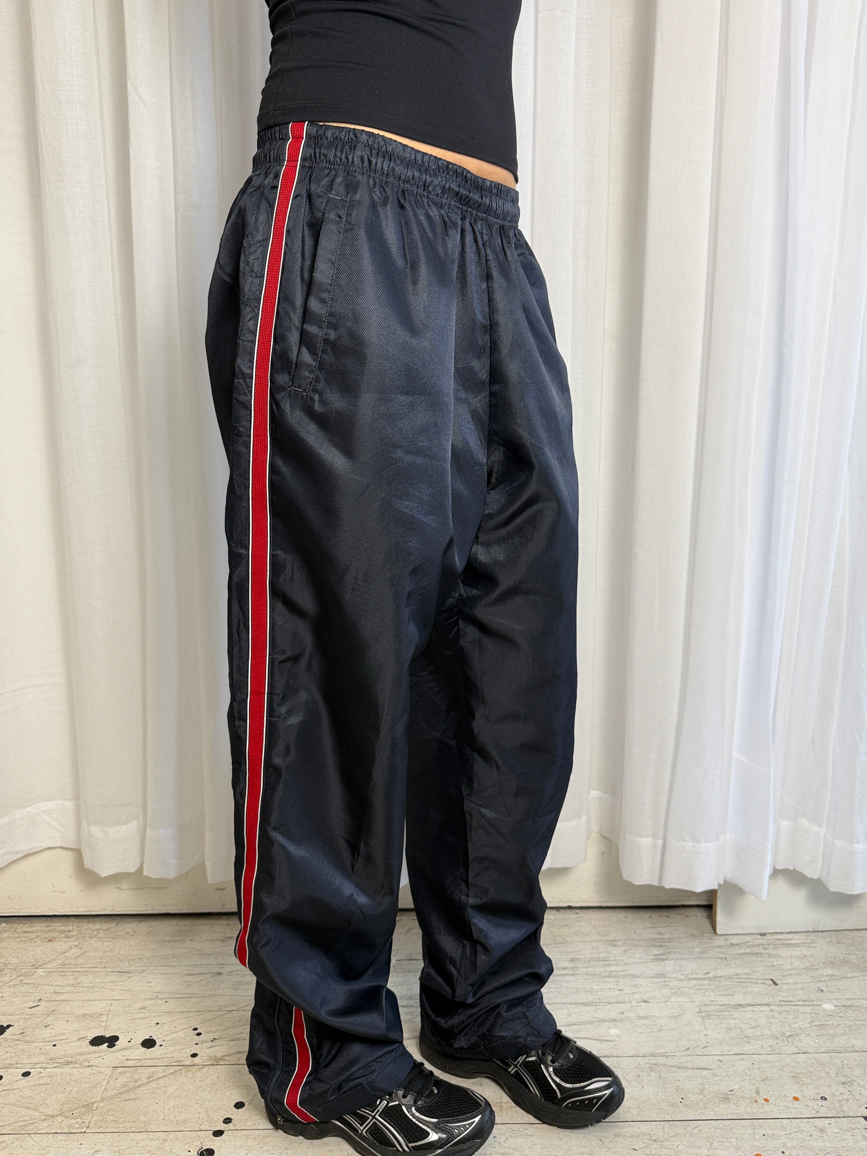 Black & Red Nike Trackpants - XL