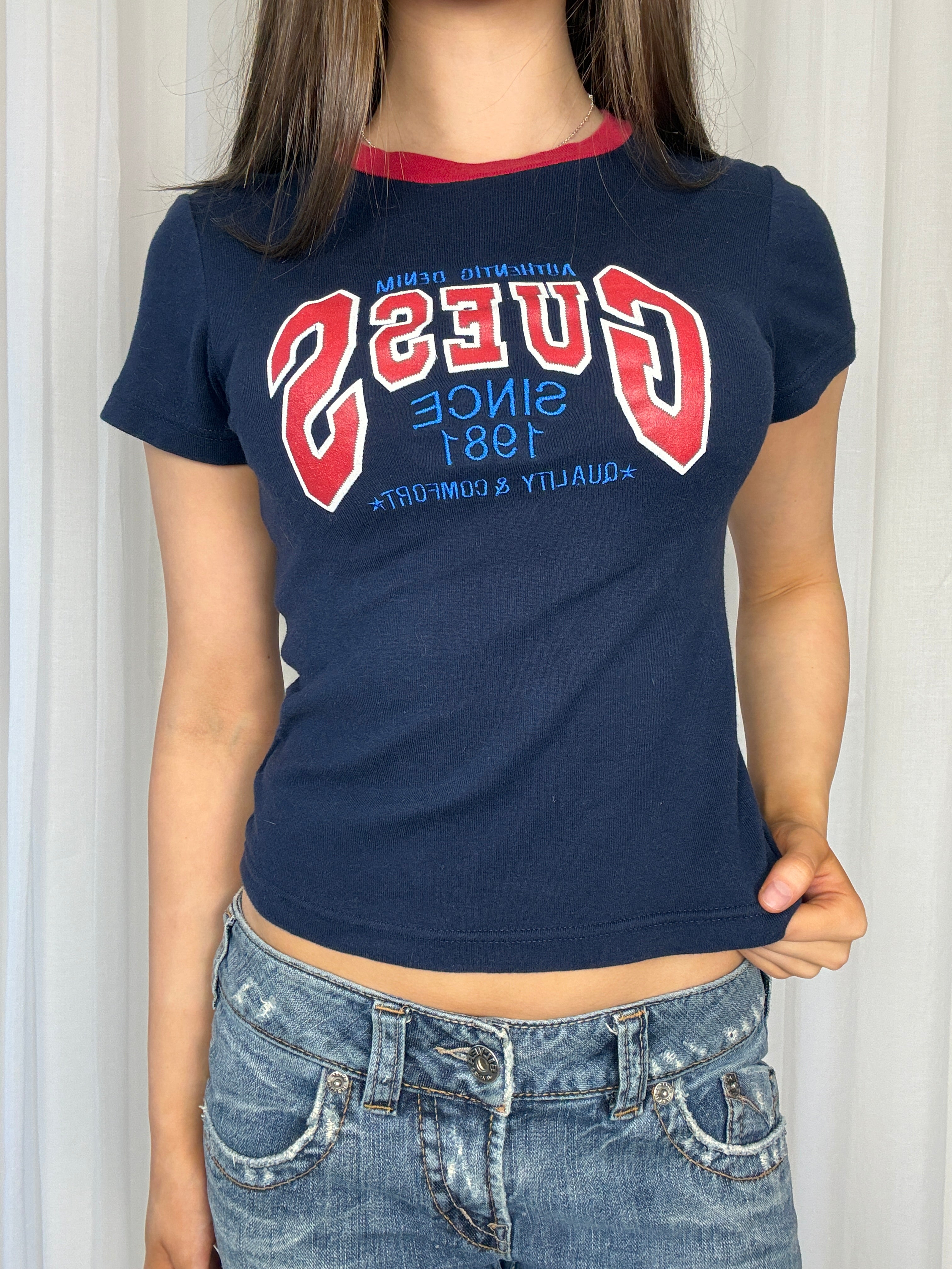 Guess Tee - M