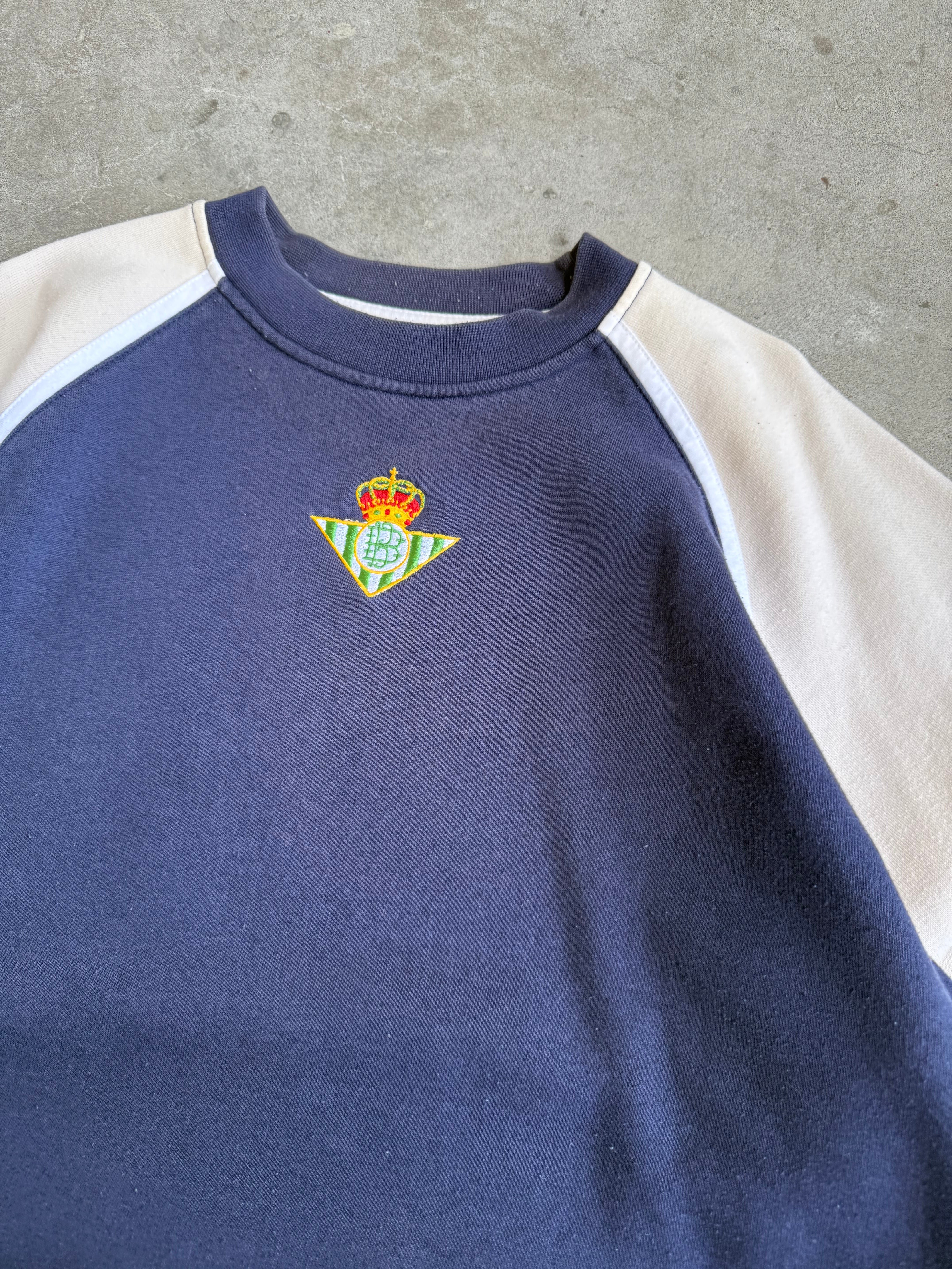 Vintage Soccer Jumper - M