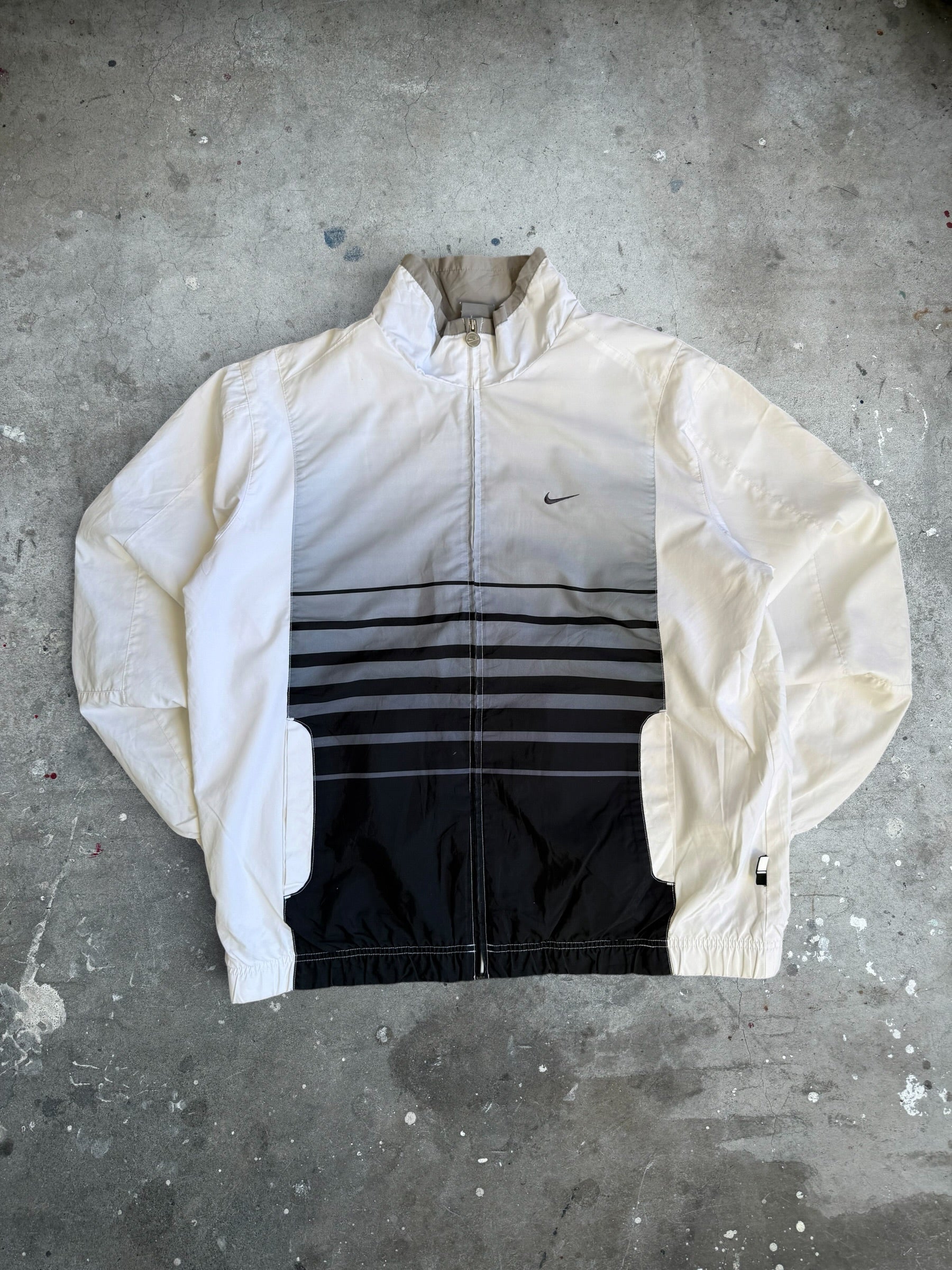 White Gradient Nike Spray Jacket - L