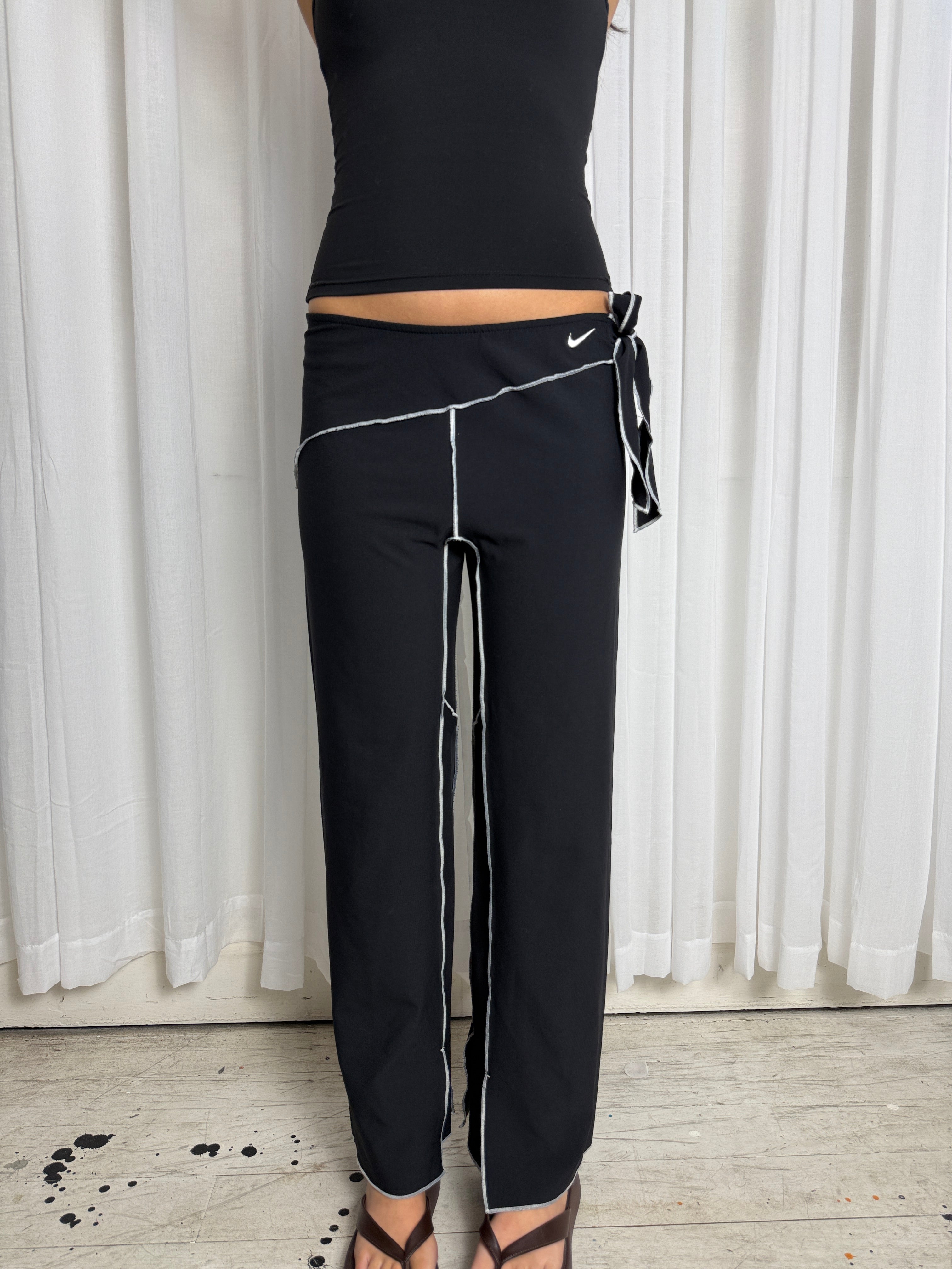Nike Contrast Stitching Pants - S