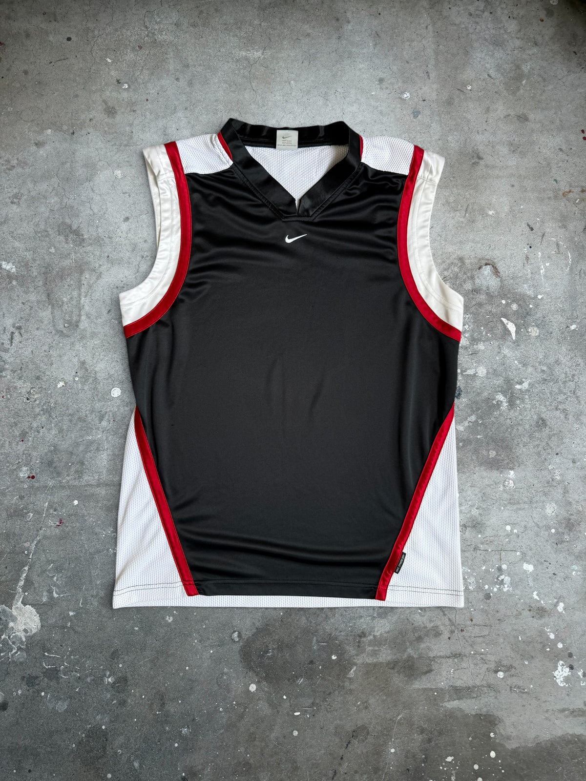 Black Nike Centre Swoosh Singlet - XL