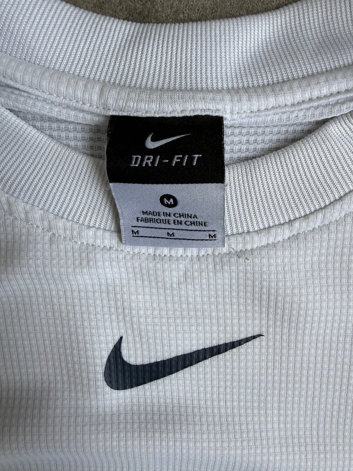 White Nike Centre Swoosh Jersey - M