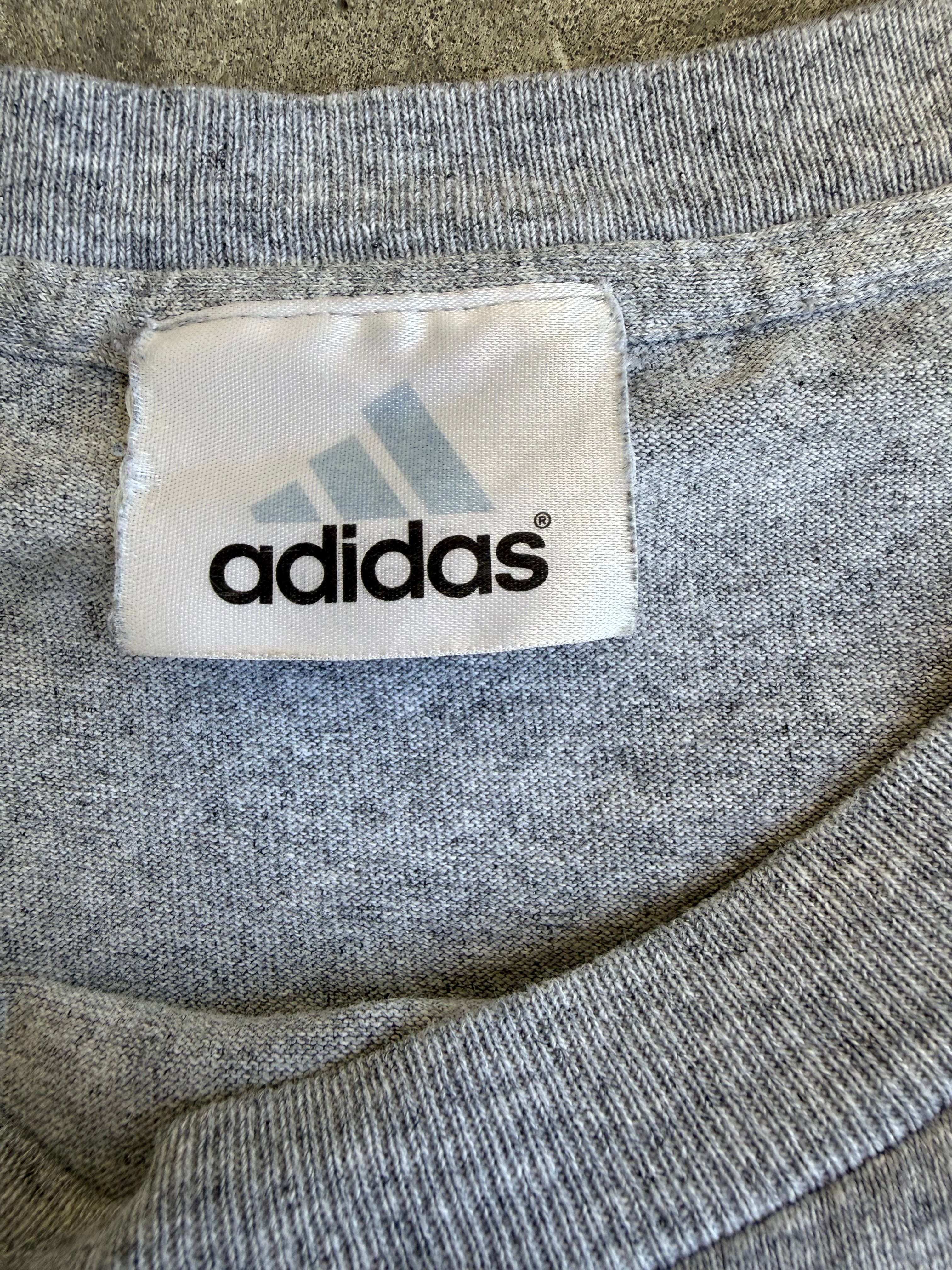 Adidas Yankees Tshirt - XL