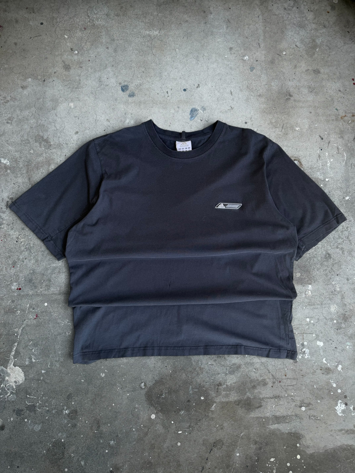 Adidas Tshirt - XL