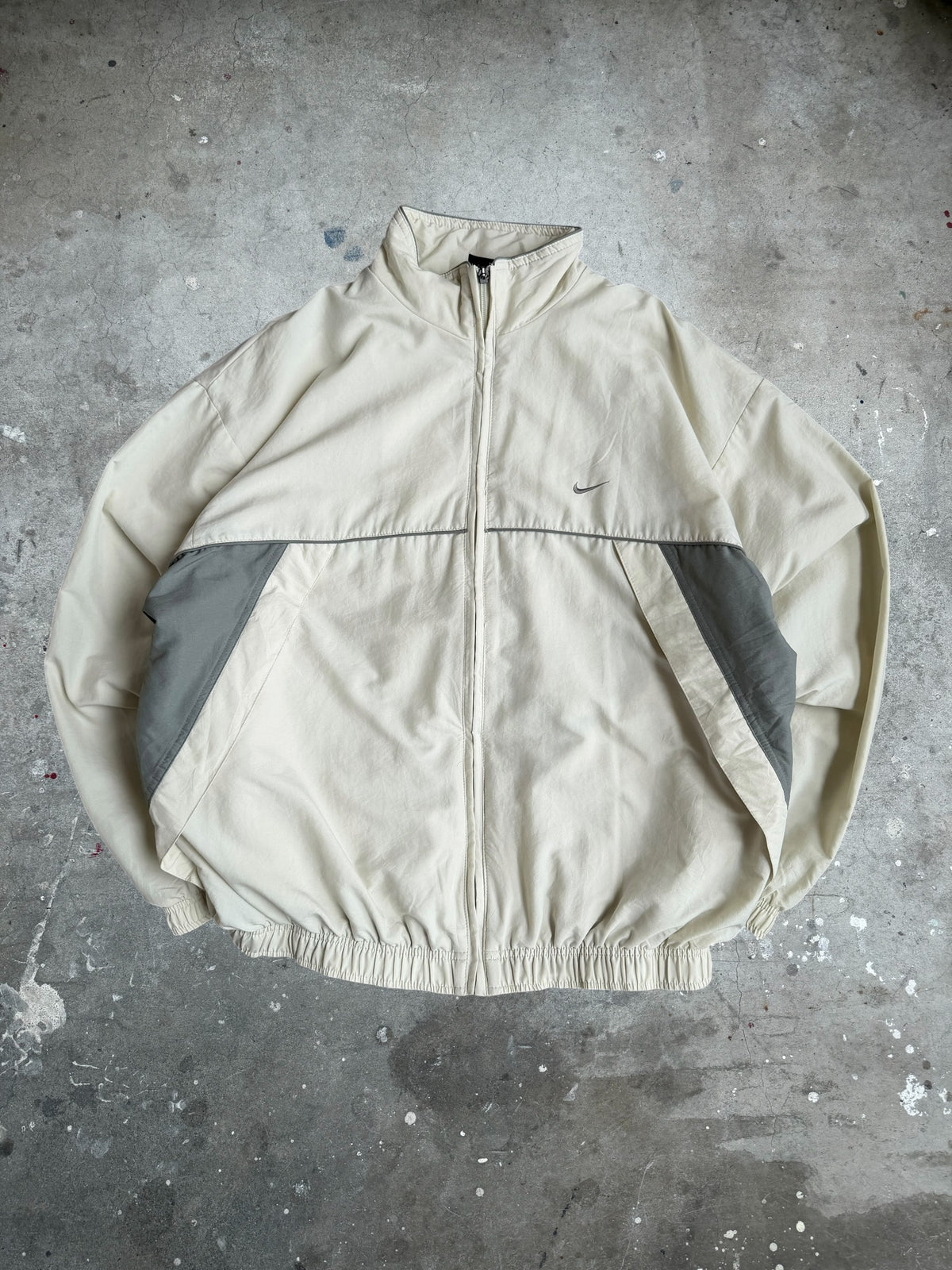 Beige Nike Spray Jacket - L