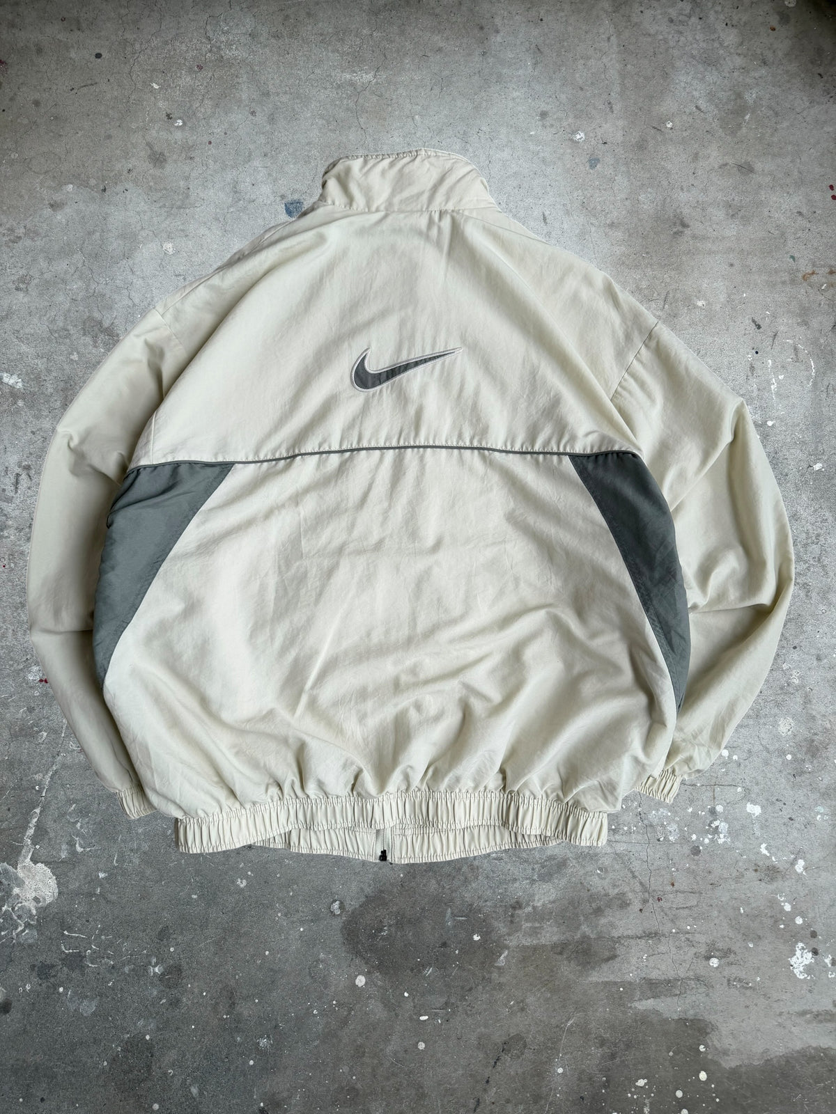 Beige Nike Spray Jacket - L
