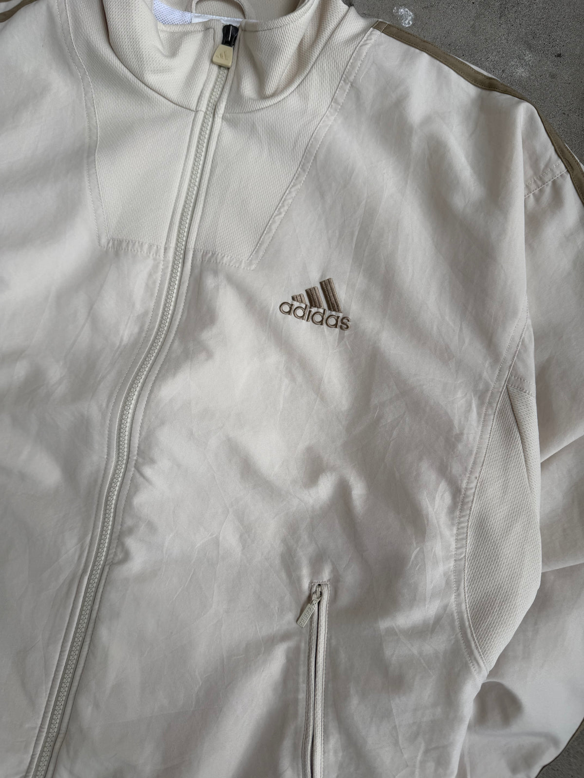 Beige Adidas Spray Jacket - M